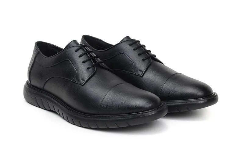 Wet Grip 'Jack' men's wide-fit EEE vegan-leather shoe by Ahimsa - black