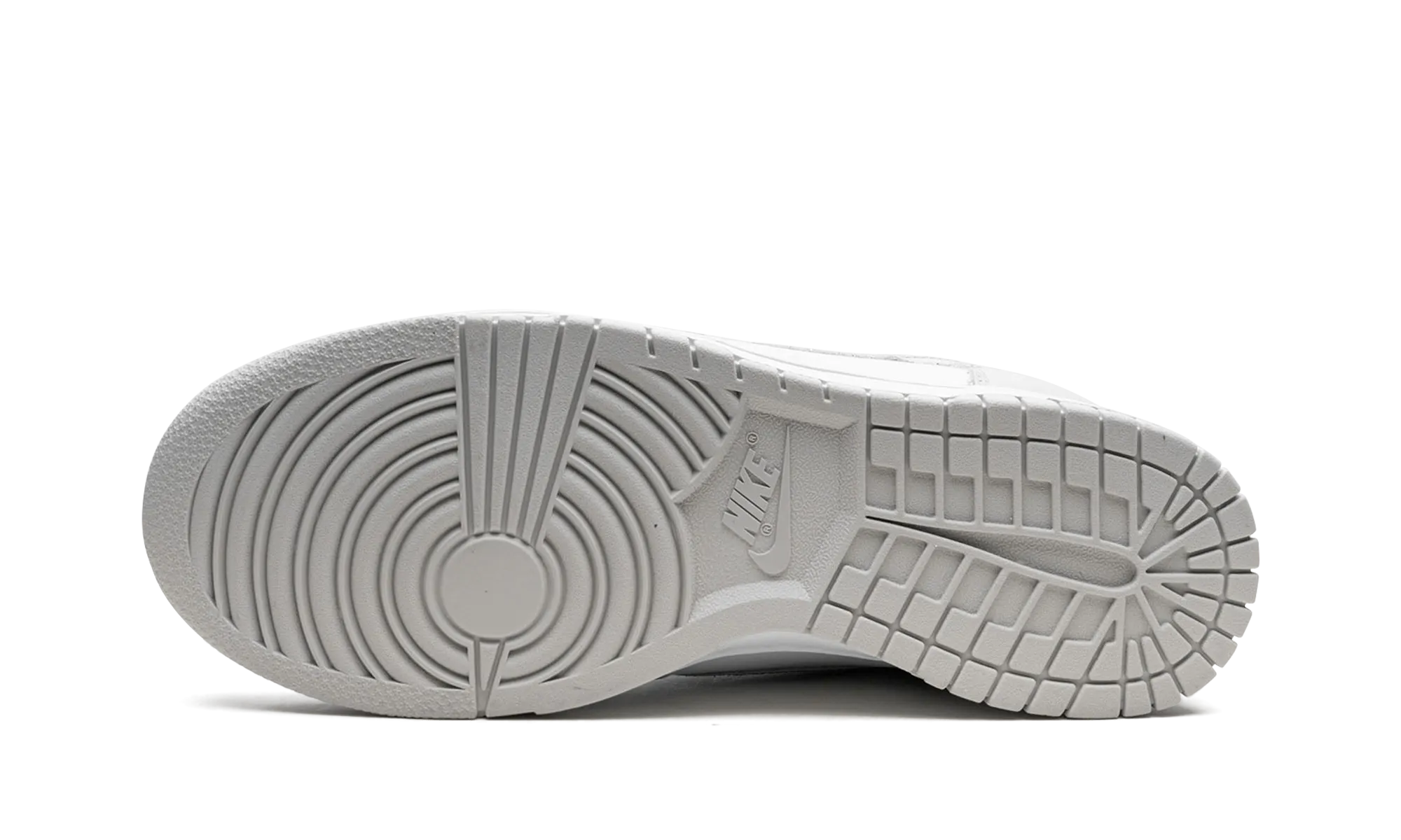 Sturdy Support DUNK HIGH MNS WMNS "Silver Swoosh"