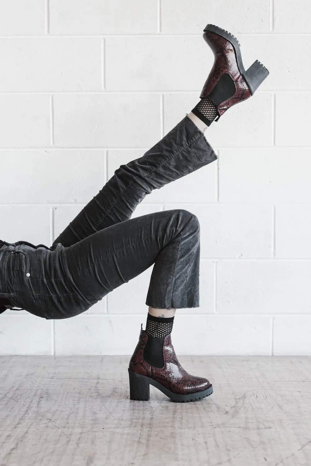 'Evie' Boots by Zette Shoes - Burgundy Snakeskin Insulated Trail Runner