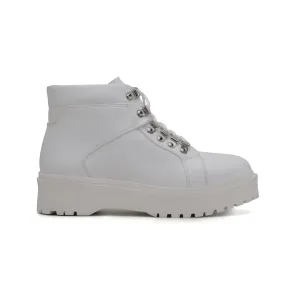 Fleece Lined 'Gen' vegan leather lace-up boot by Zette Shoes - white