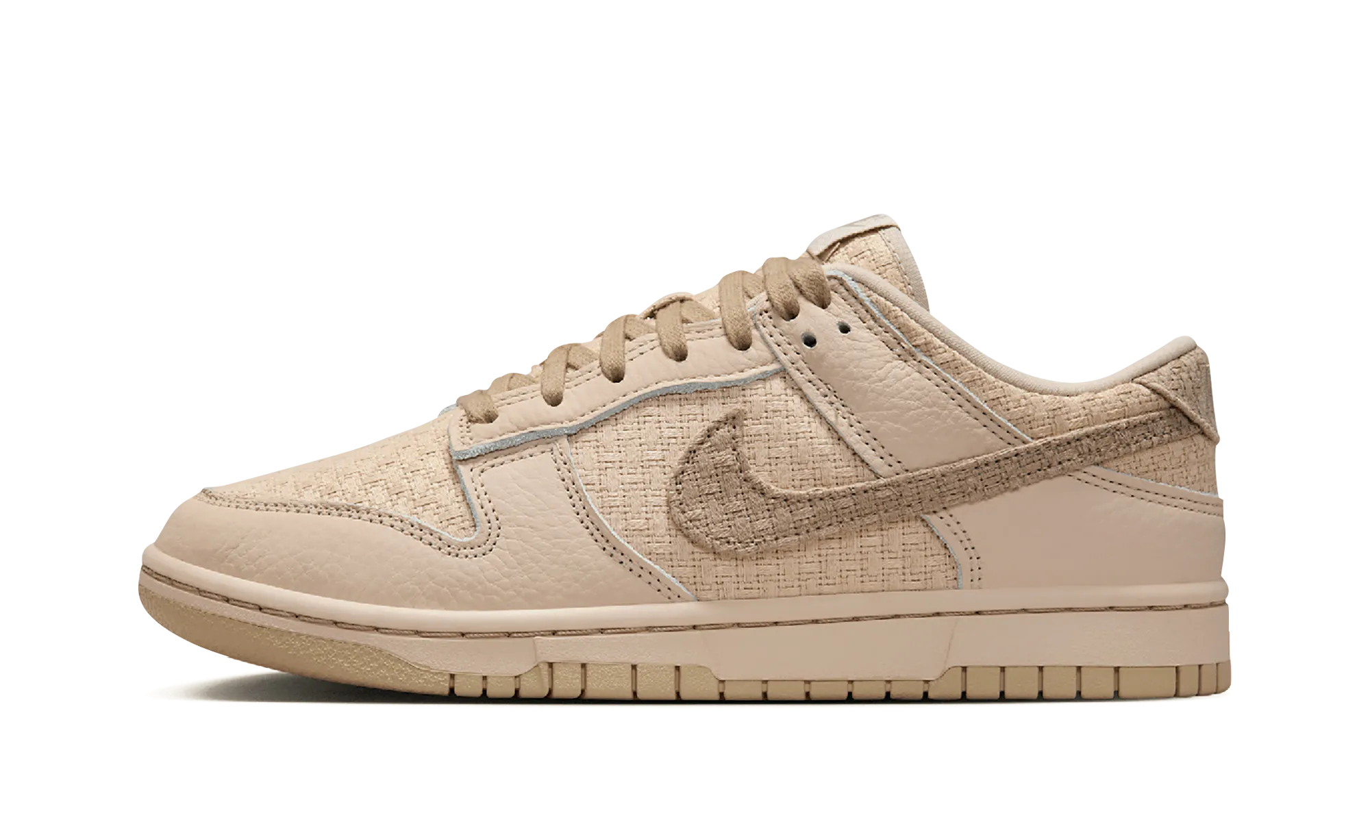 Dunk Low WMNS "Sanddrift" Low Impact Flexible Footwork