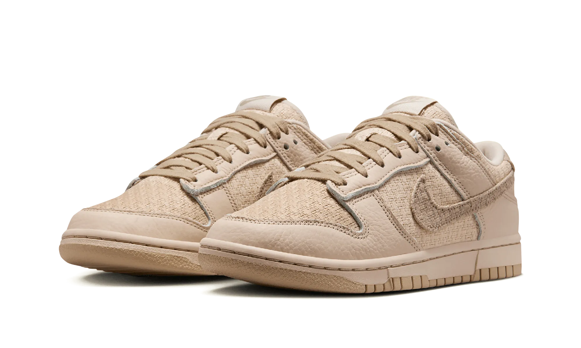 Dunk Low WMNS "Sanddrift" Lift Hike