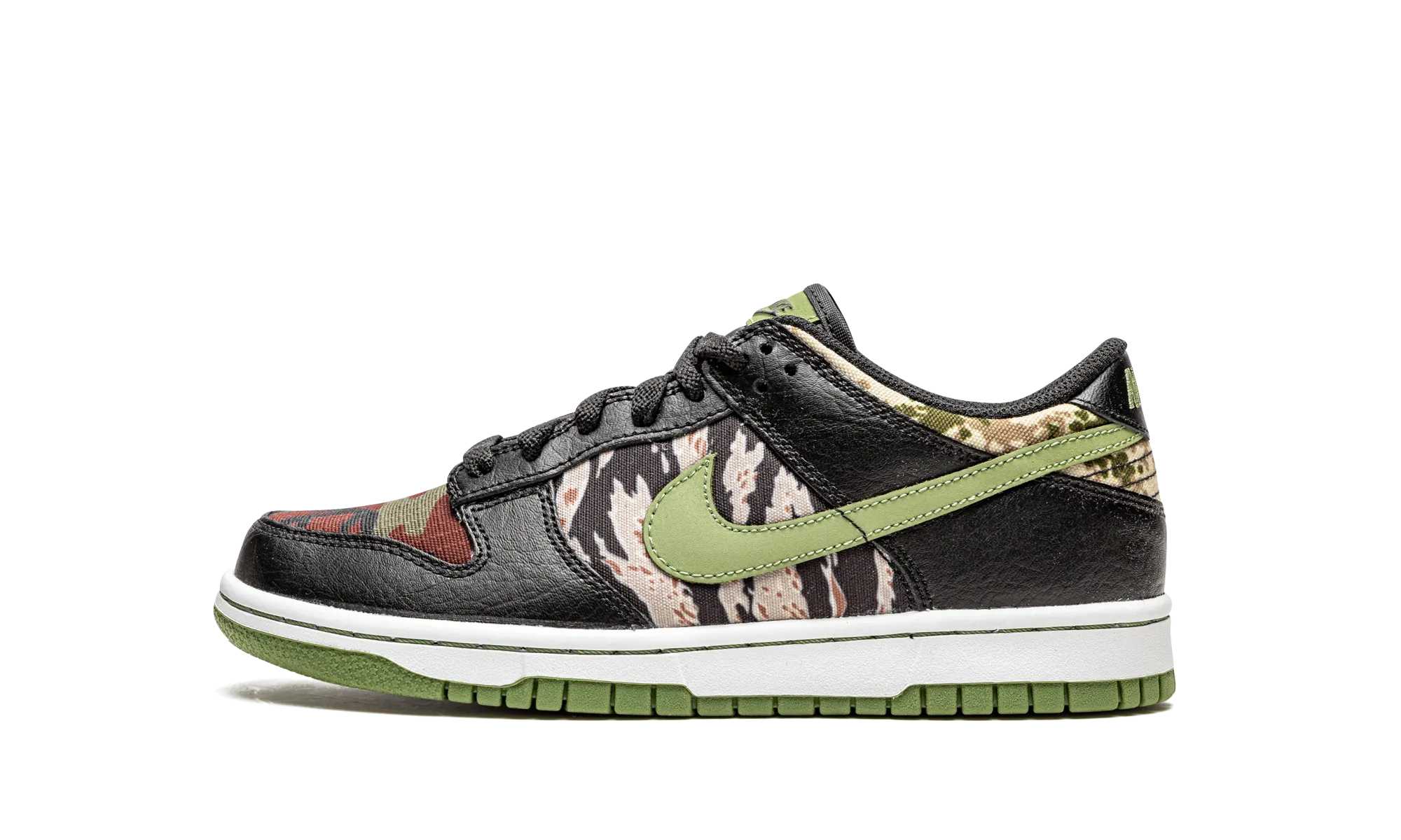 Easy Layer Strong Hike Dunk Low GS "Black Multi-Camo"