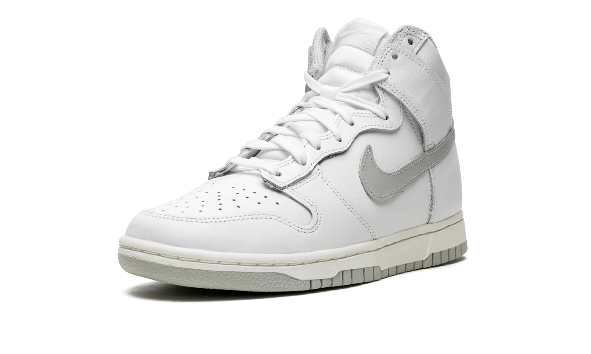 DUNK HIGH MNS WMNS "Neutral Grey" Ad Shoot