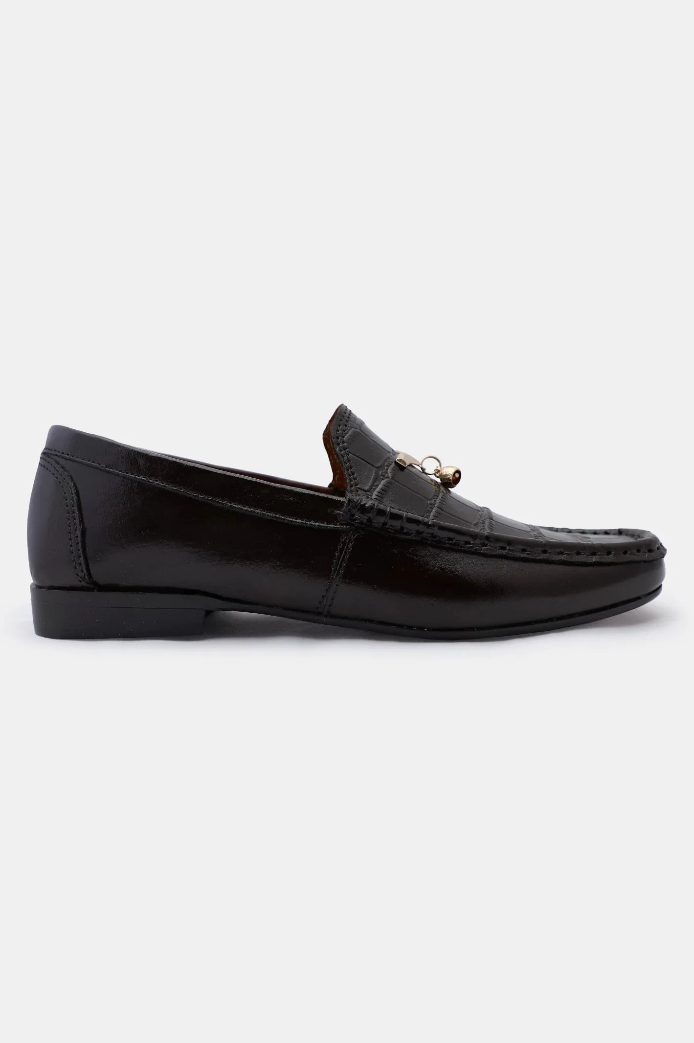 Relaxed Setting Loafer Style Formal Shoes For Men