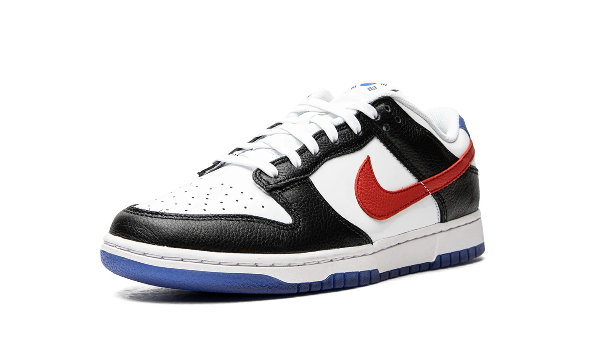 Dunk Low SE "Korea" Travel Essential