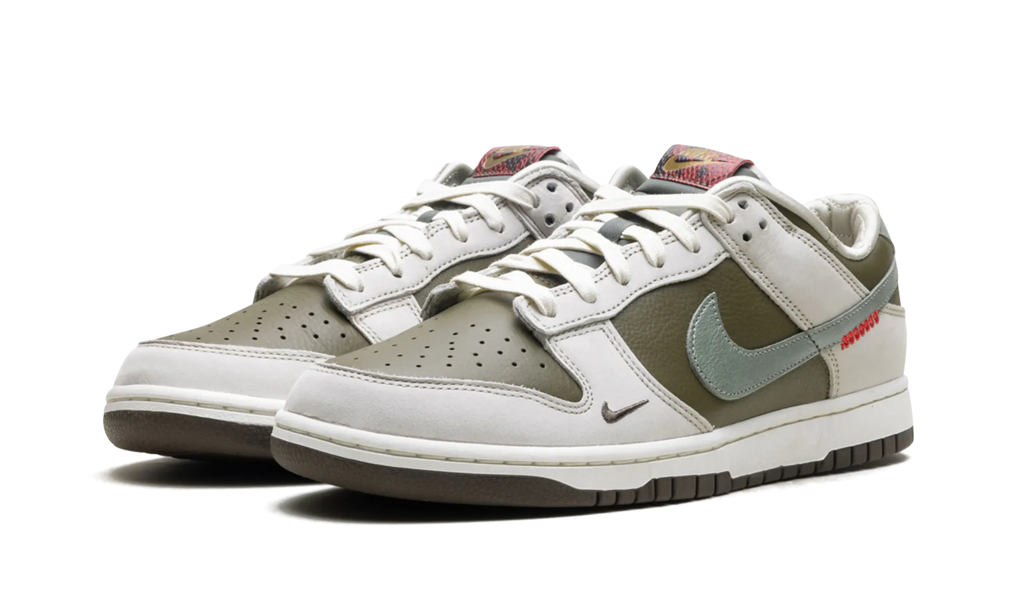 Energy Step Lunch Pace Dunk Low Retro "Year of the Snake (2025)"