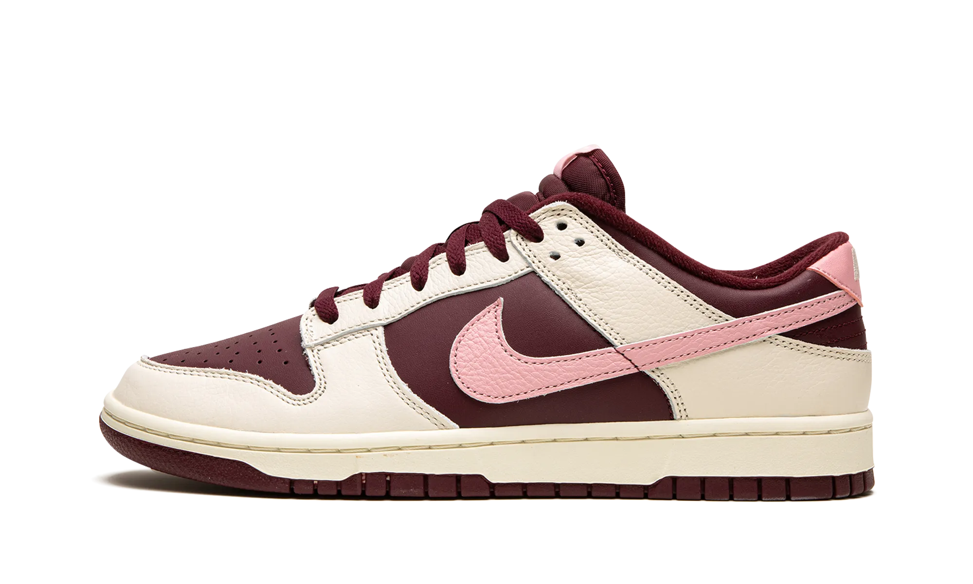 Free Step Dunk Low Retro PRM "Valentine's Day 2023"