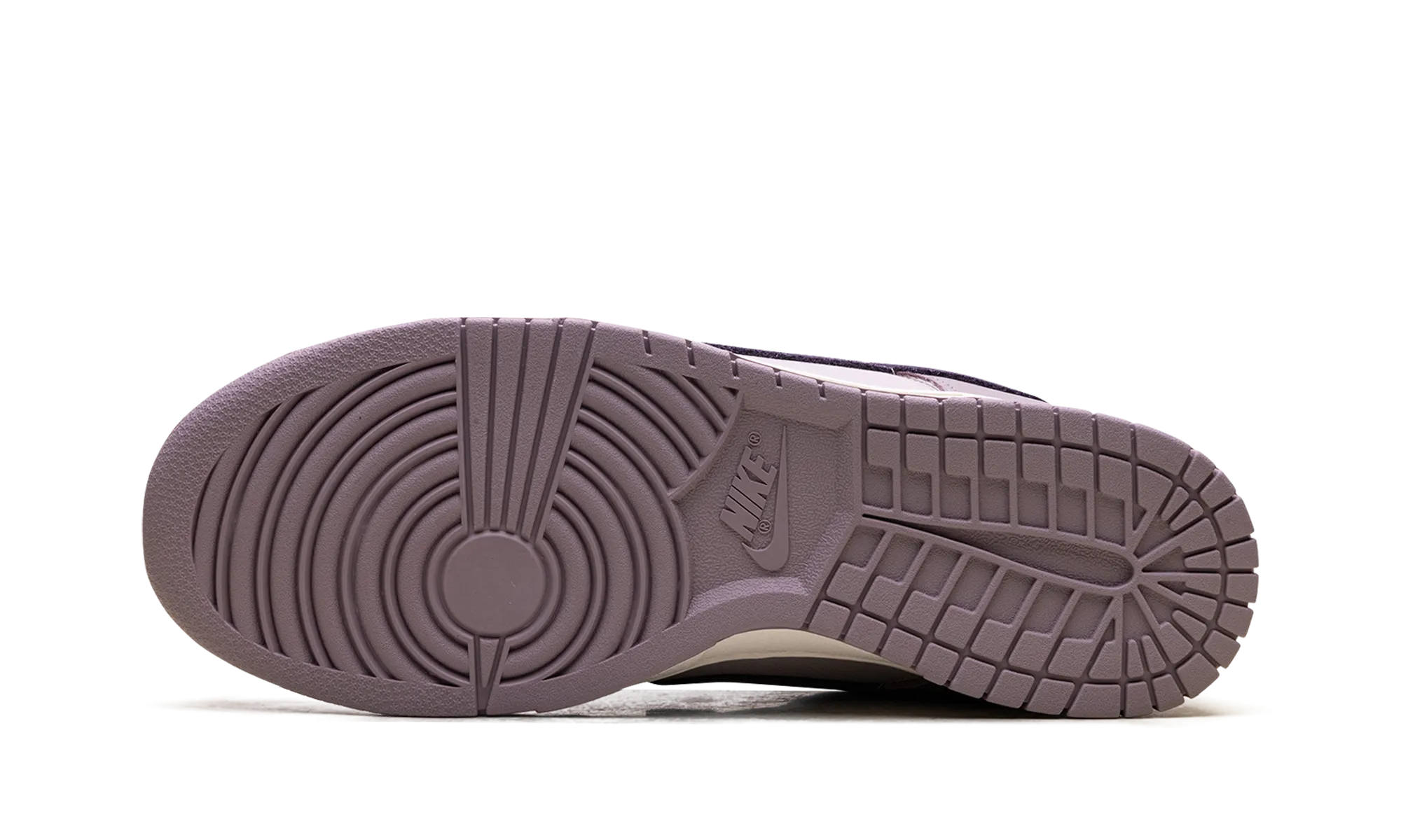 Calm Design Mobility Ease Dunk Low SE "Light Violet Ore"