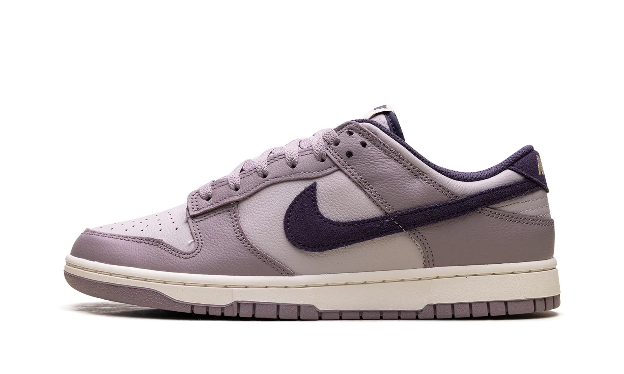 Dunk Low SE "Light Violet Ore" Wedge Heel Elastic Lacing