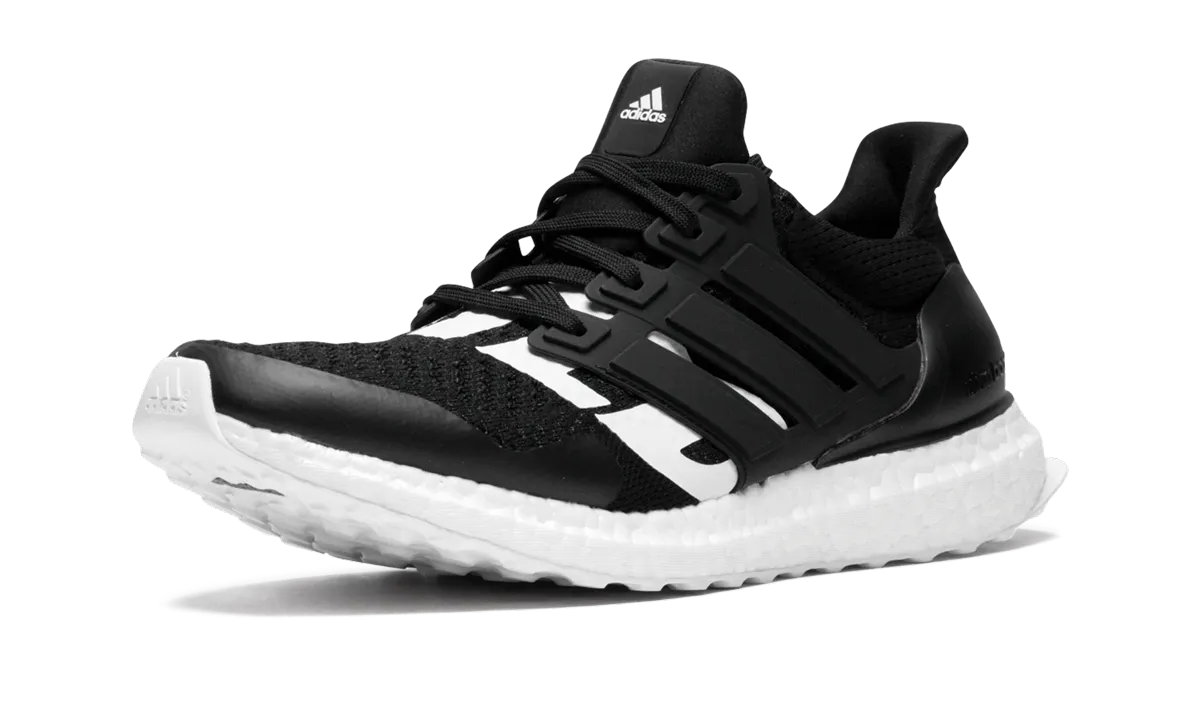 Ultraboost UNDFTD "Undefeated" Long Day