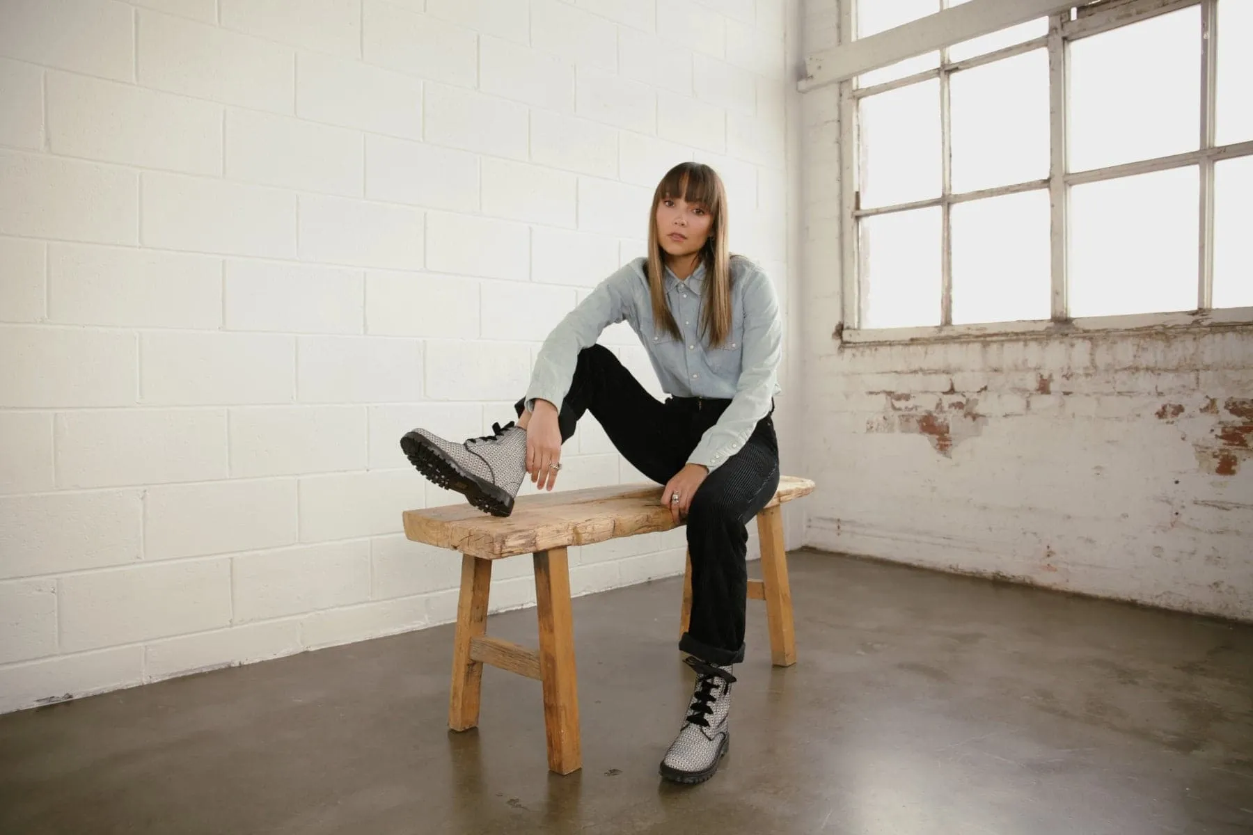 'Billie' vegan combat boots by Zette Shoes - white with black lace Comfort Grip