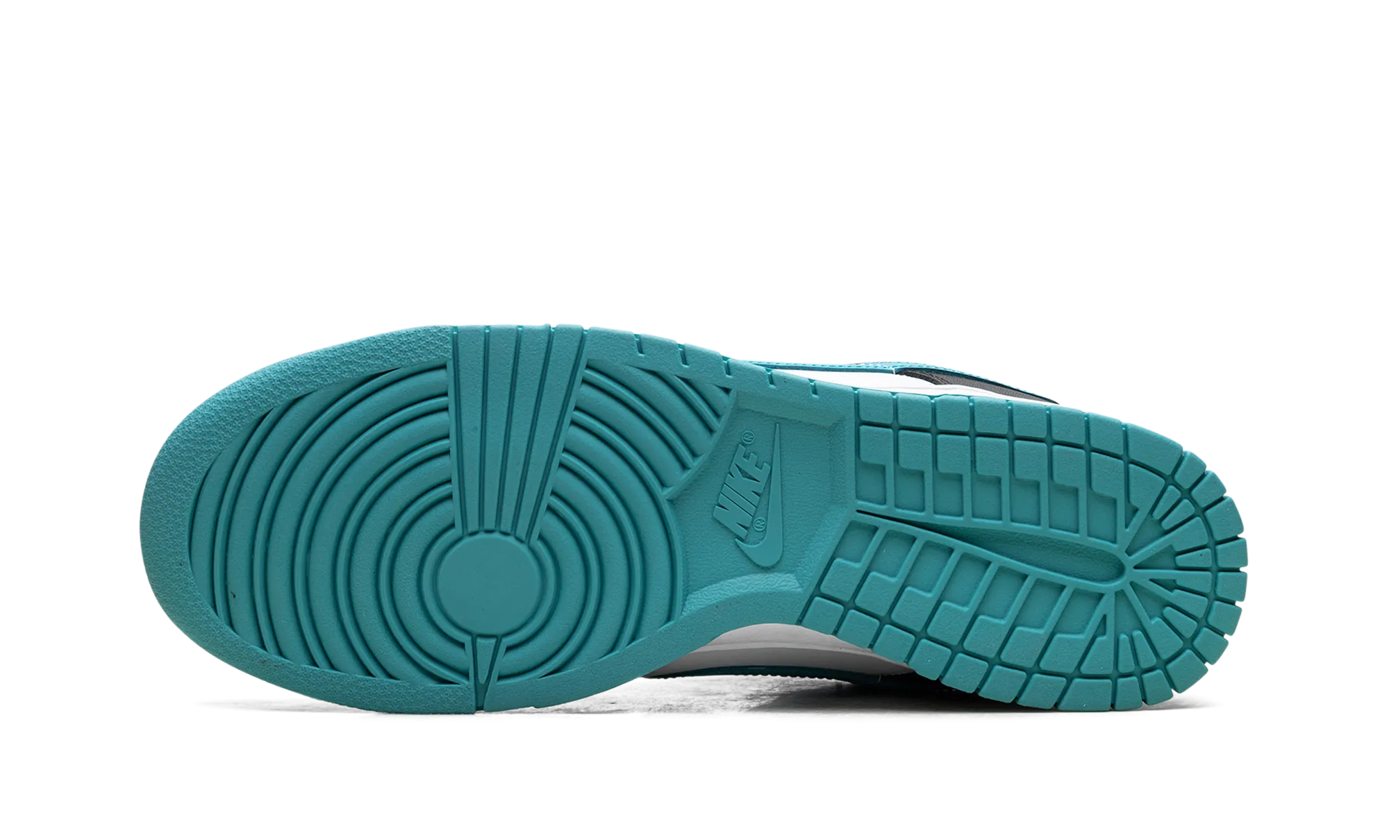 Round Toe Dunk Low "Black"