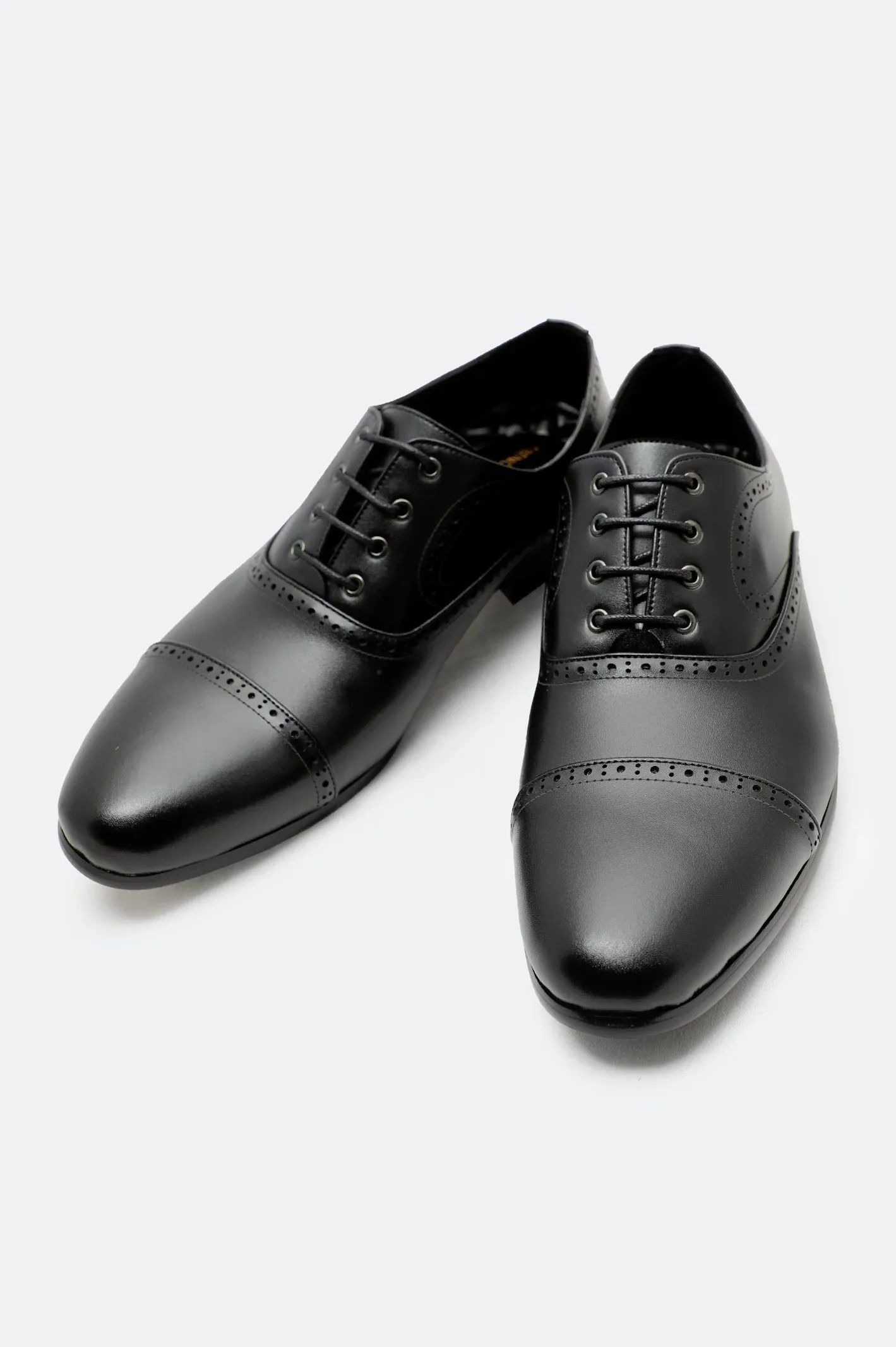 Fine Dining Event Ready Black Men Formal Derby Lace Shoes