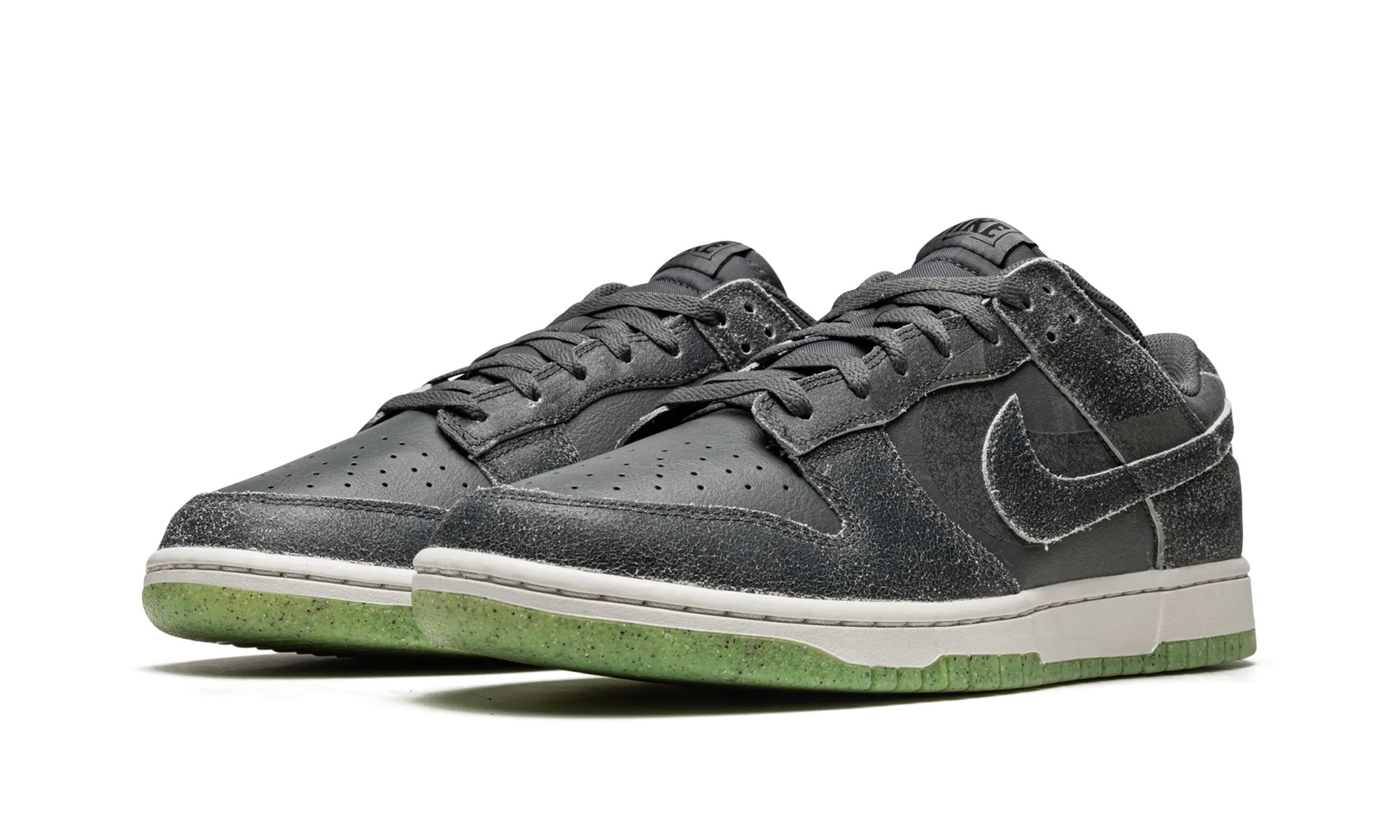 Lounge Fit Comfort Driven Dunk Low Retro PRM "Halloween 2022"