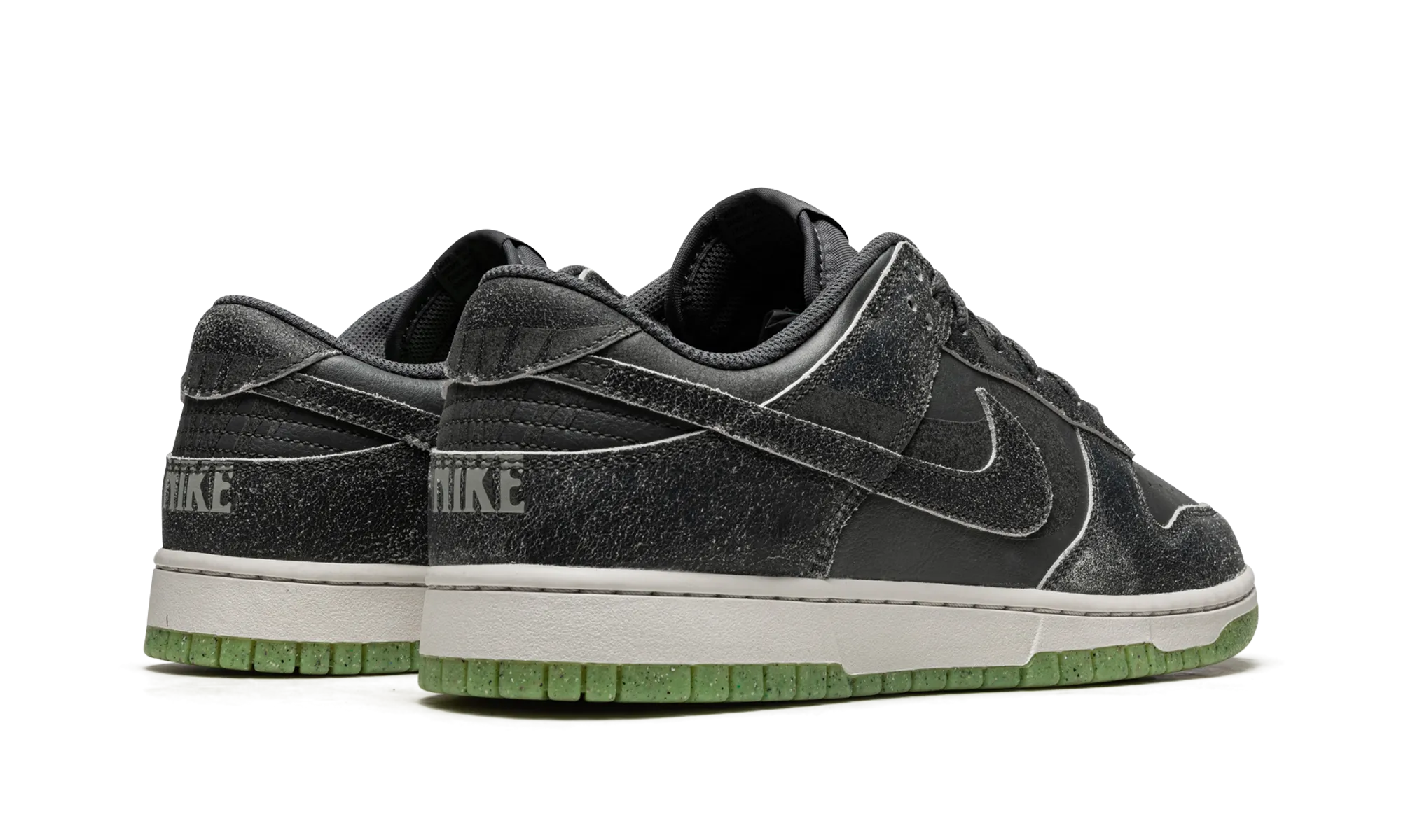 Kick Off Dunk Low Retro PRM "Halloween 2022"