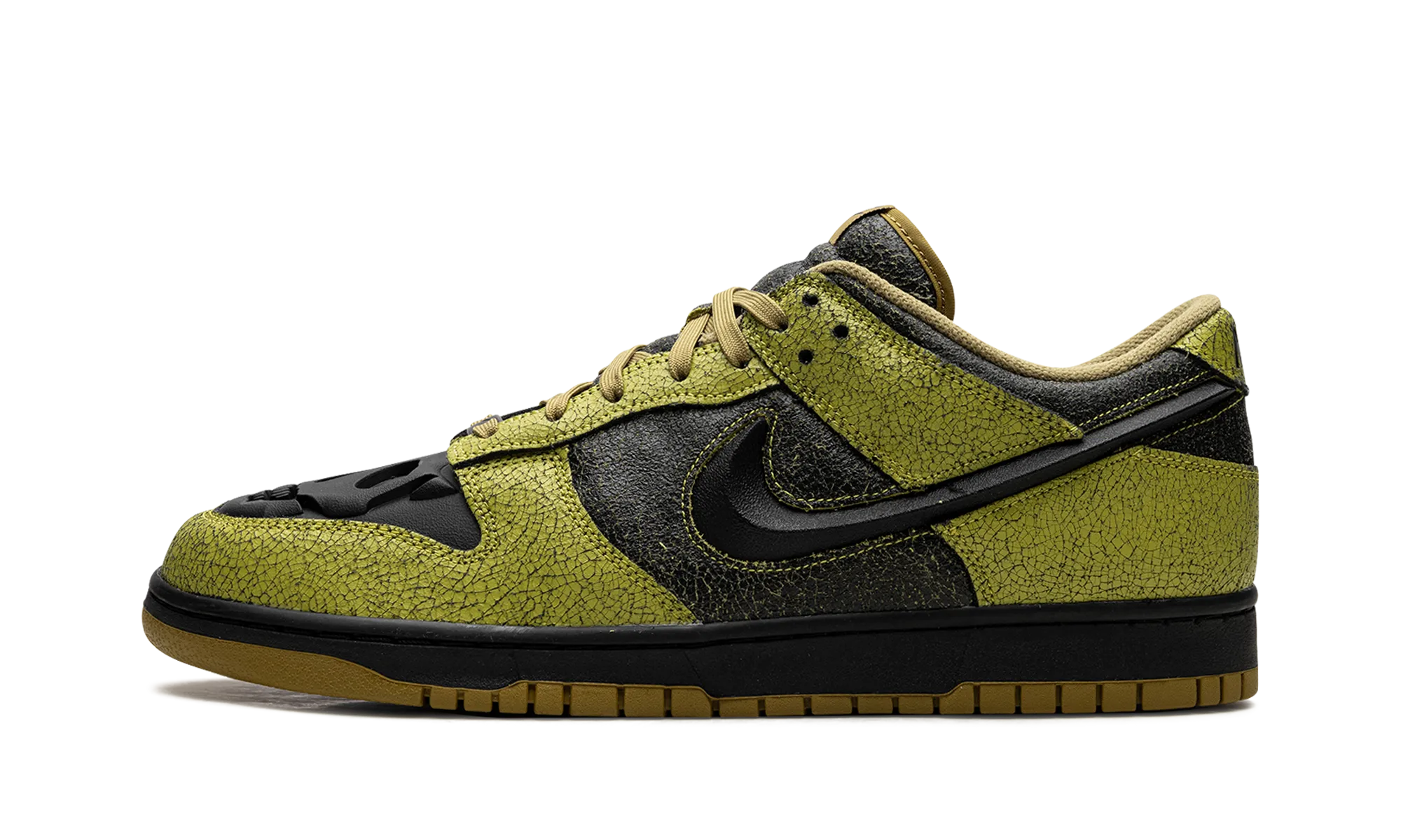 Ventilated Wear Often Dunk Low "Halloween"