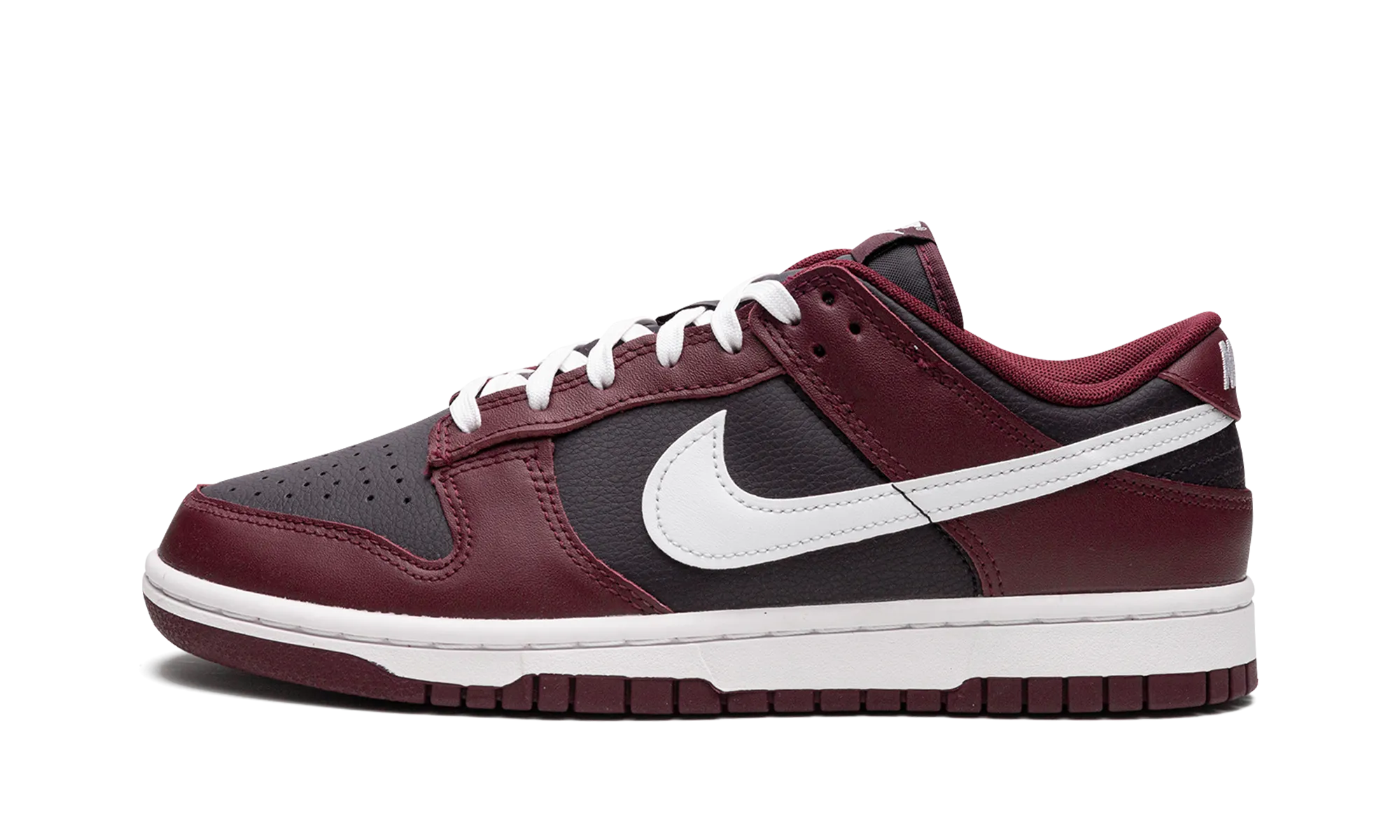 Dunk Low "Dark Beetroot" Family Out Pet Walk
