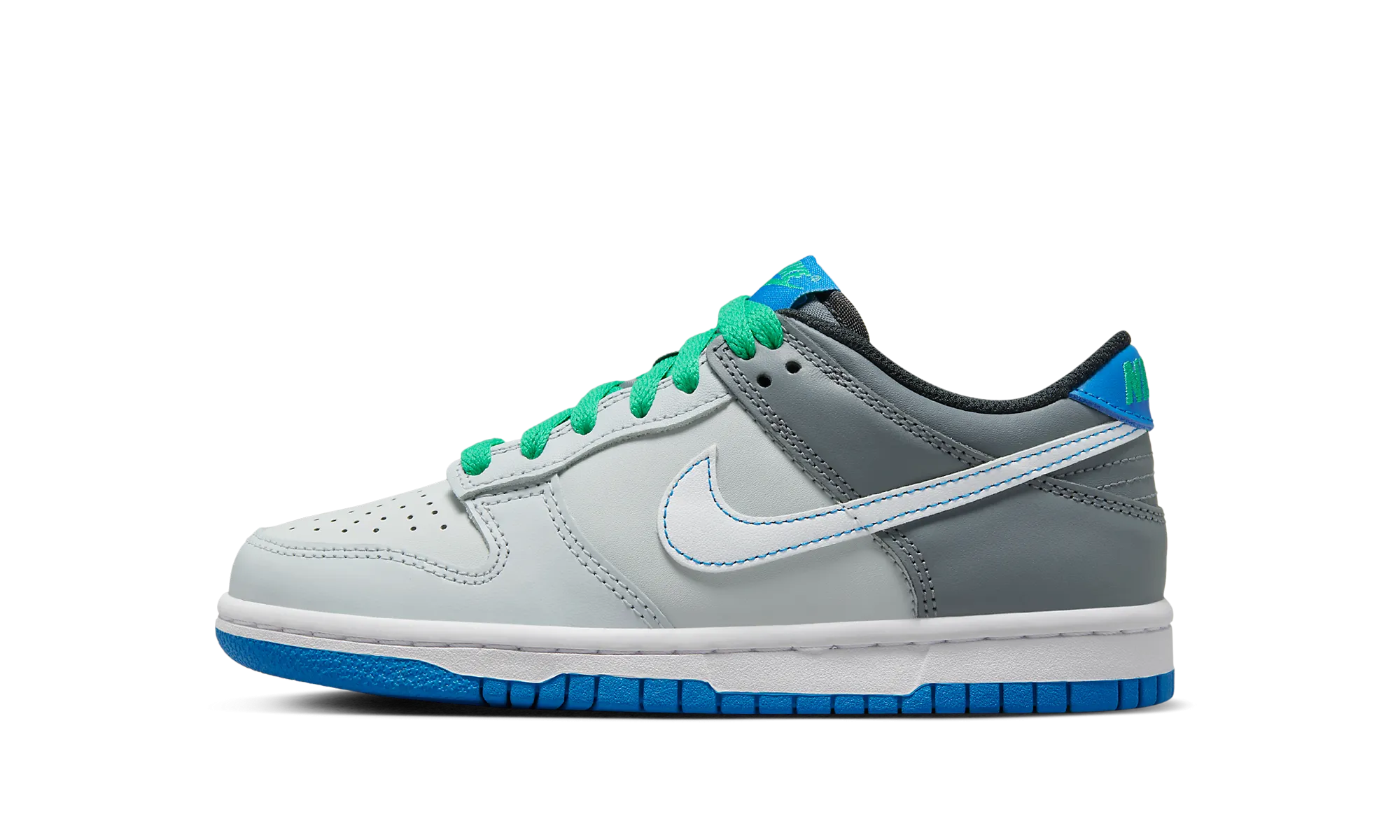 Field Jog DUNK LOW Grade School "PURE PLATINUM PHOTO BLUE"