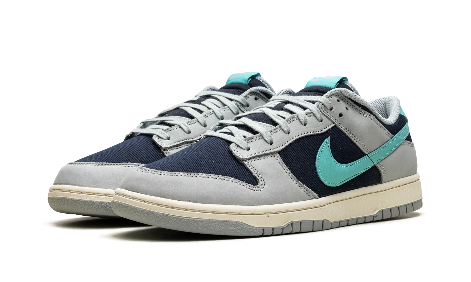 Dunk Low Retro Premium "Light Pumice" Feet Wellness Soft Step Design