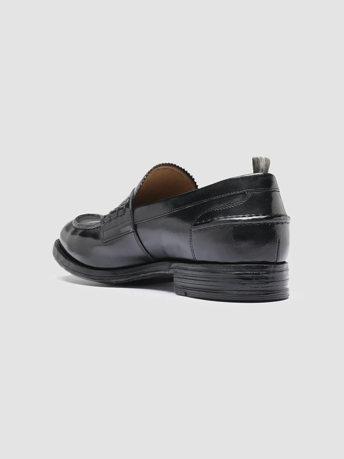 Date Outfit daily runner BALANCE 011 - Black Leather Penny Loafers