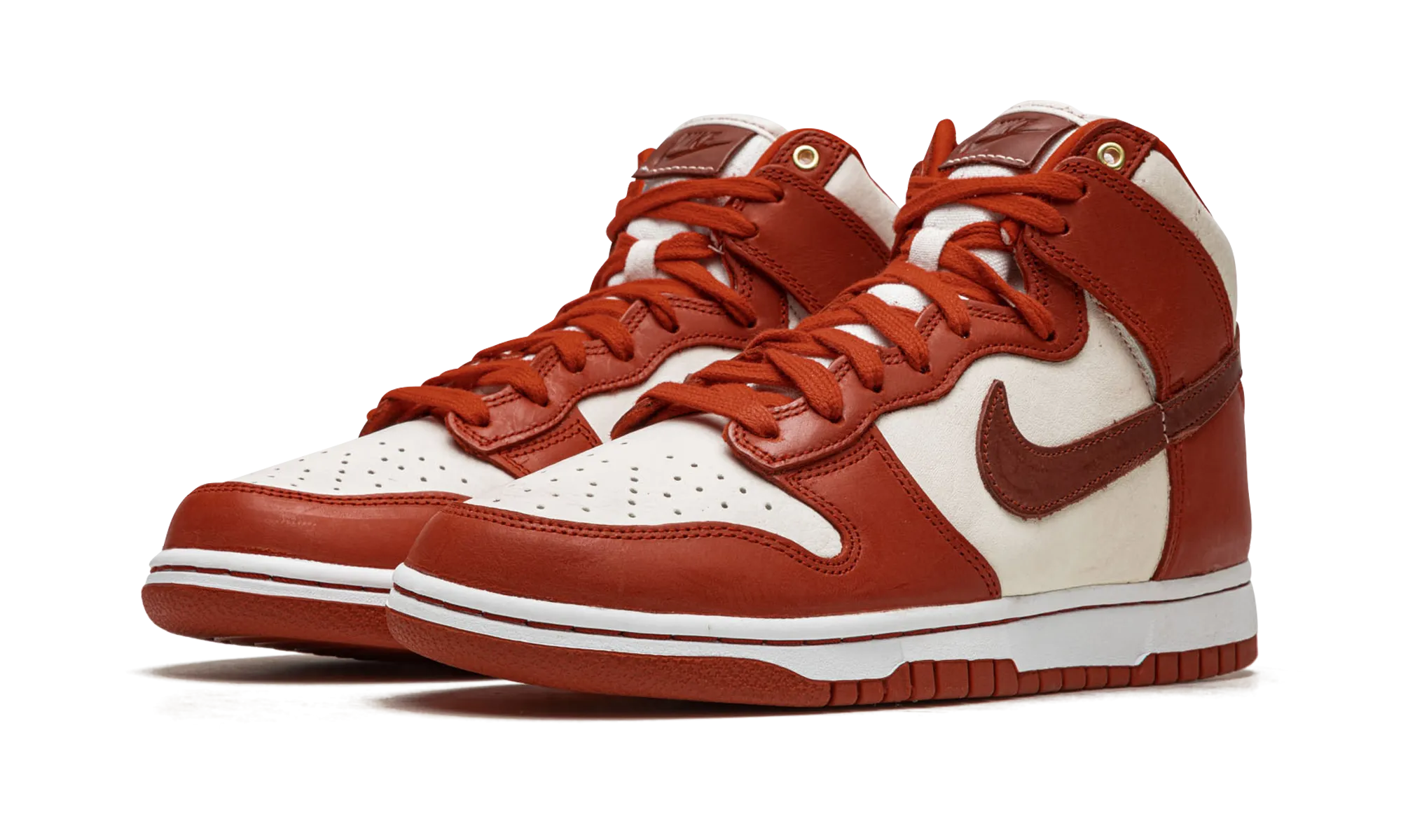 Soft Movement Chic Walk DUNK HIGH LXX MNS WMNS "Cinnabar"