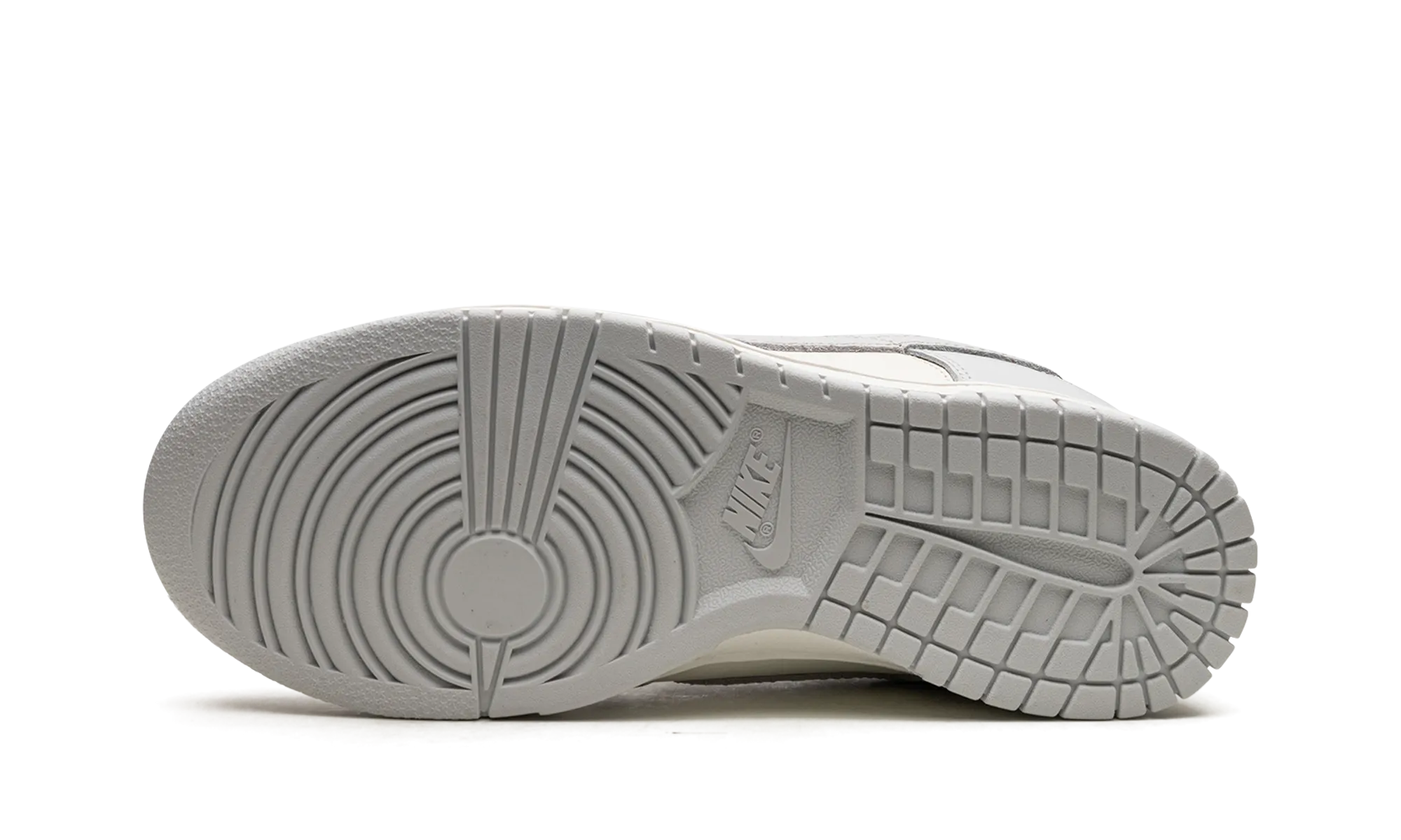 DUNK LOW WMNS "Needlework" Versatile