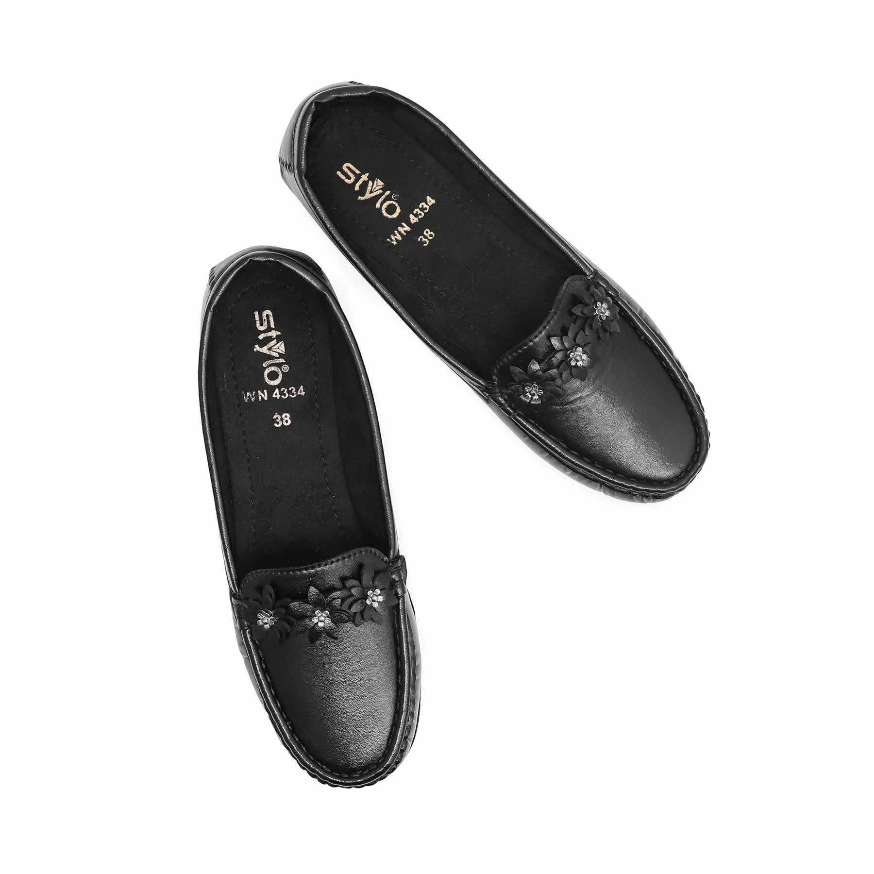 Black Moccasin WN4334 Cruise Ready