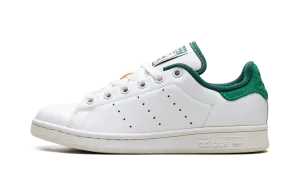Stan Smith "White Green Suede Heel" Step Out Light material