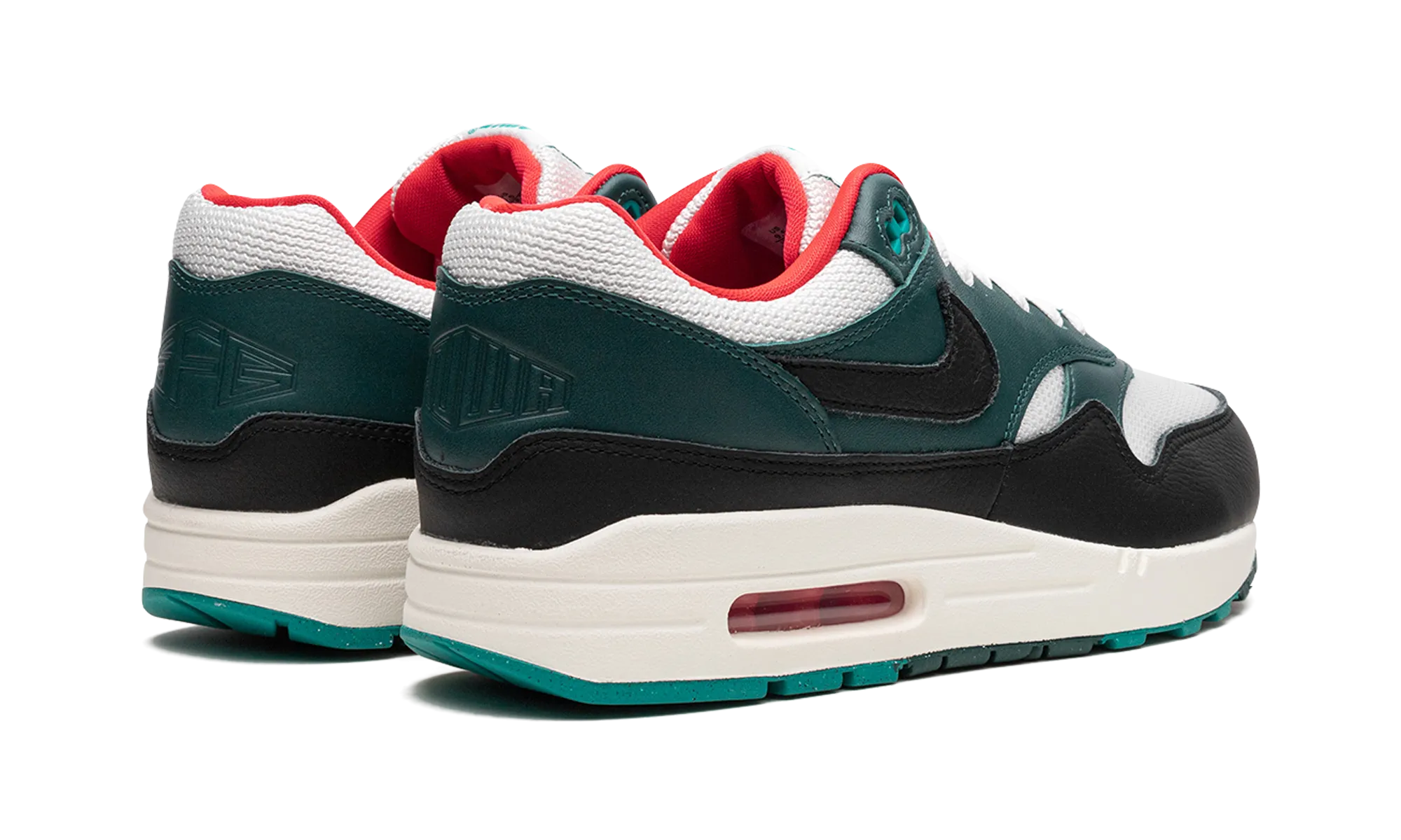 Freedom Move Air Max 1 "LeBron James x Liverpool"
