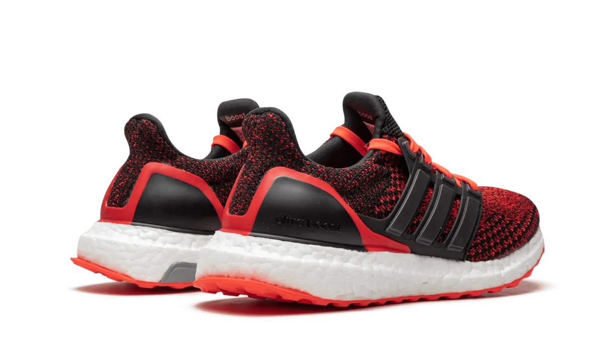 Comfort experience Smart Look UltraBOOST GS