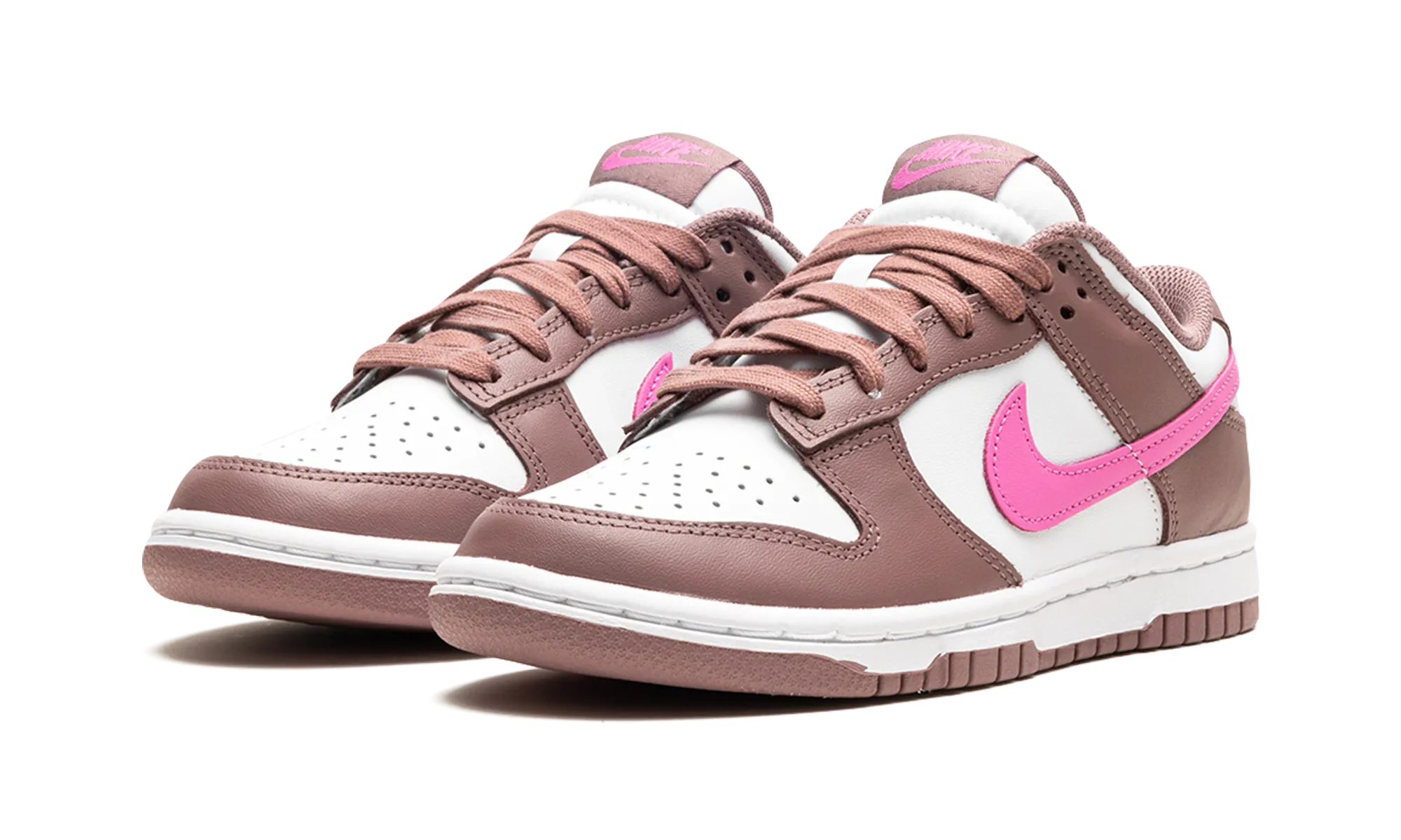 DUNK LOW WMNS "Smokey Mauve" Soft Move