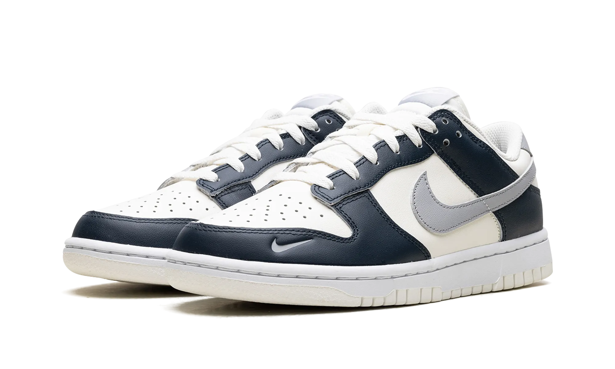 Low Maintenance Soft Pace Dunk Low WMNS "Armoury Navy"