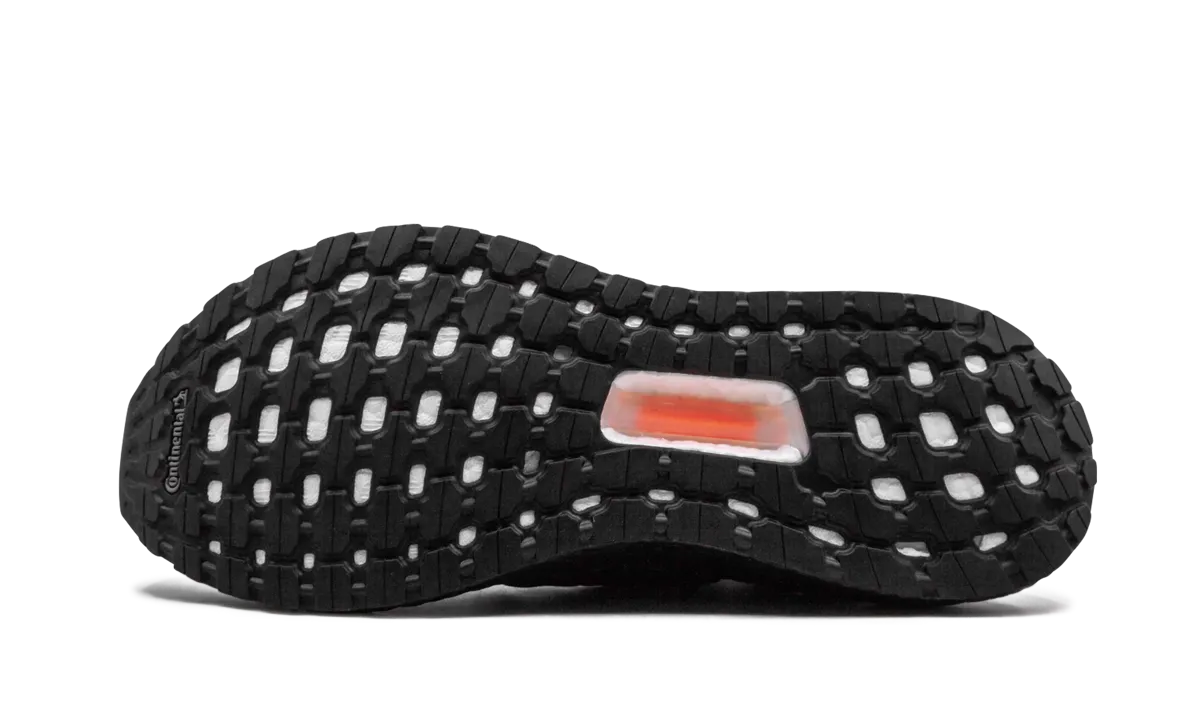 Oasis Path Ultraboost 19 "Triple Black"