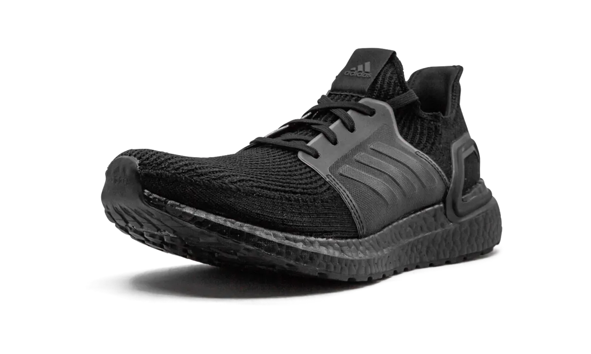 Non-Slip Design Ultraboost 19 "Triple Black"