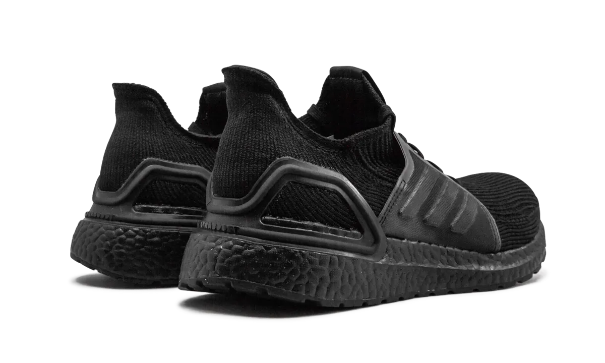 Ultraboost 19 "Triple Black" Style Neutral