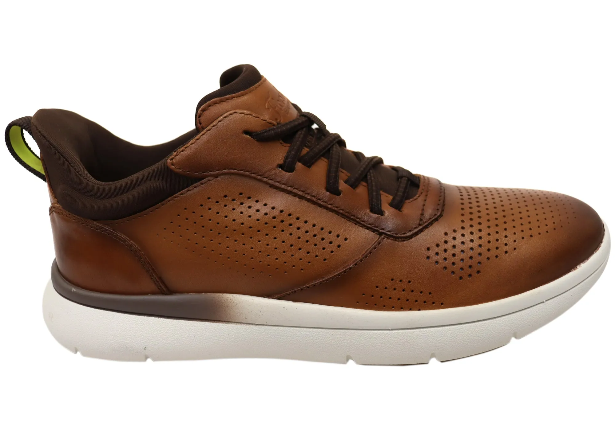 Weekend Outing Florsheim Mens Leather EE Extra Wide Fleet Perf Toe Sneakers