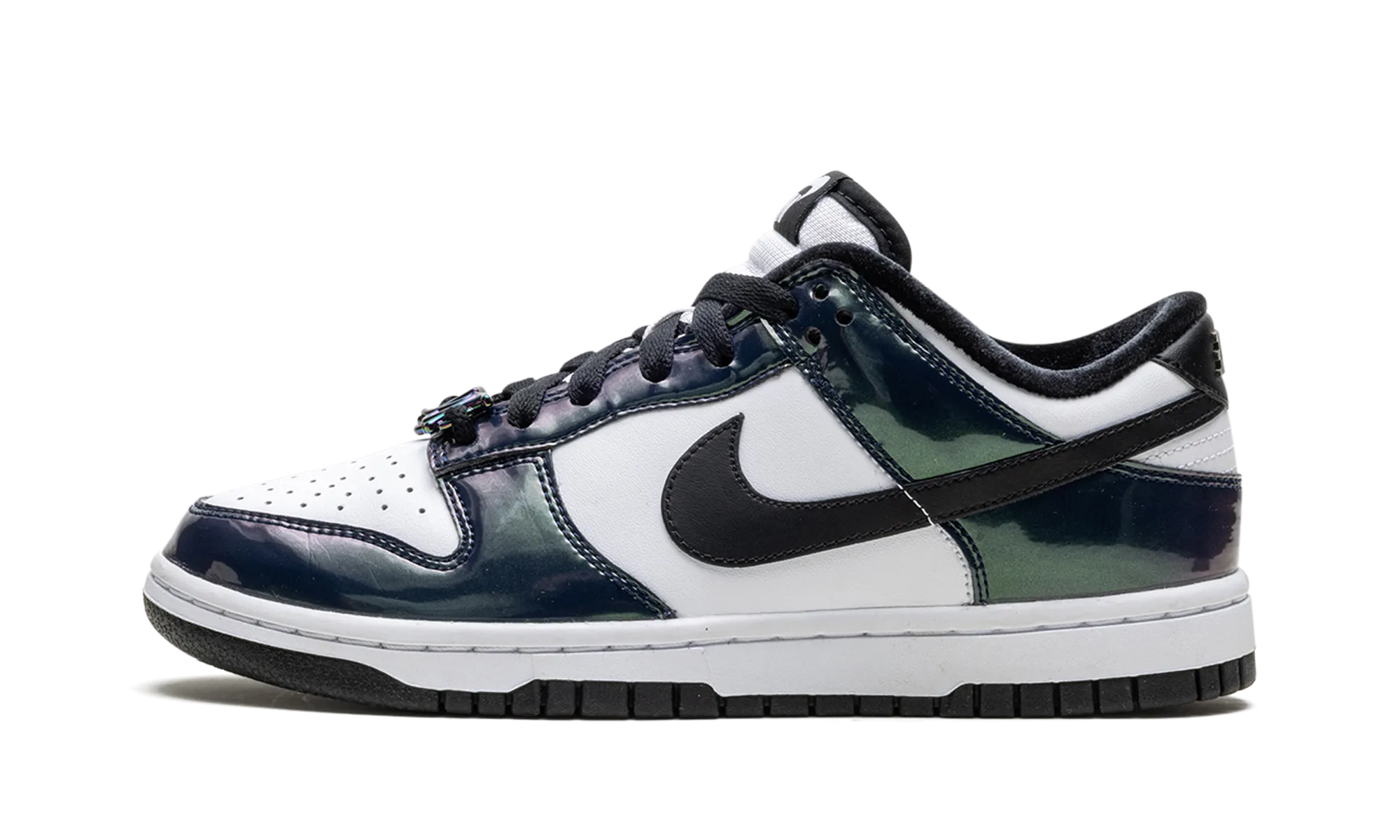Cushioned heel Dunk Low SE WMNS "Just Do It Iridescent"