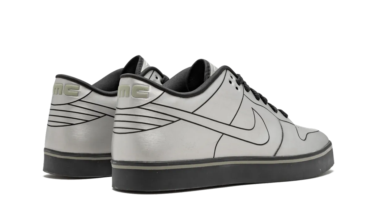Dunk SE 6.0 "Delorean (2010)" SoftSole