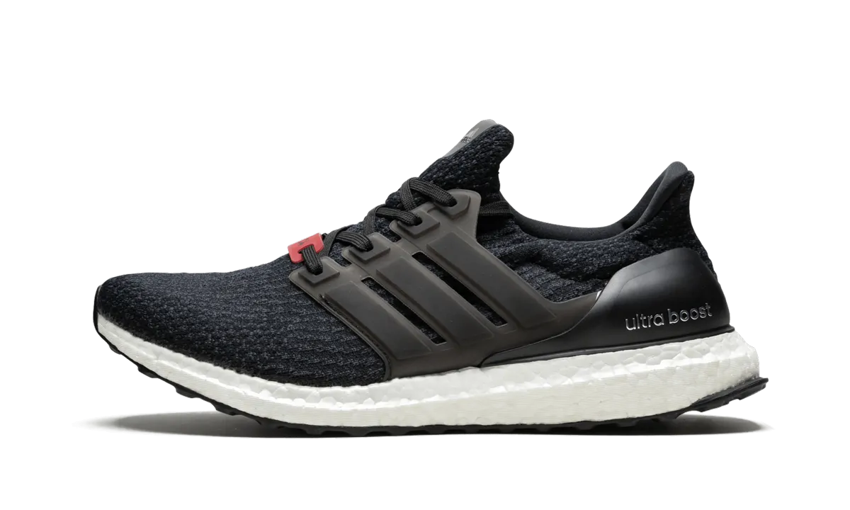 UltraBoost All Day Fit Flexible form
