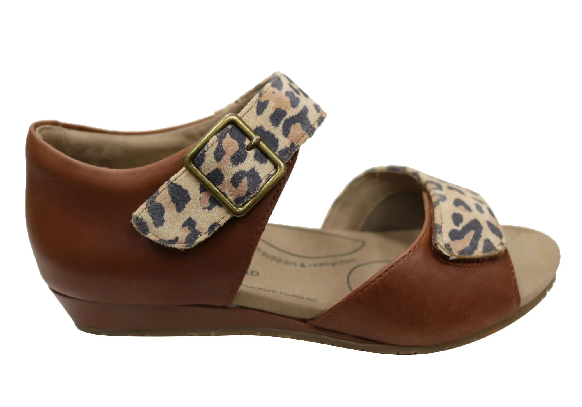Homyped Ferra Womens Leather Comfortable Wide Width Sandals Buckle Detail