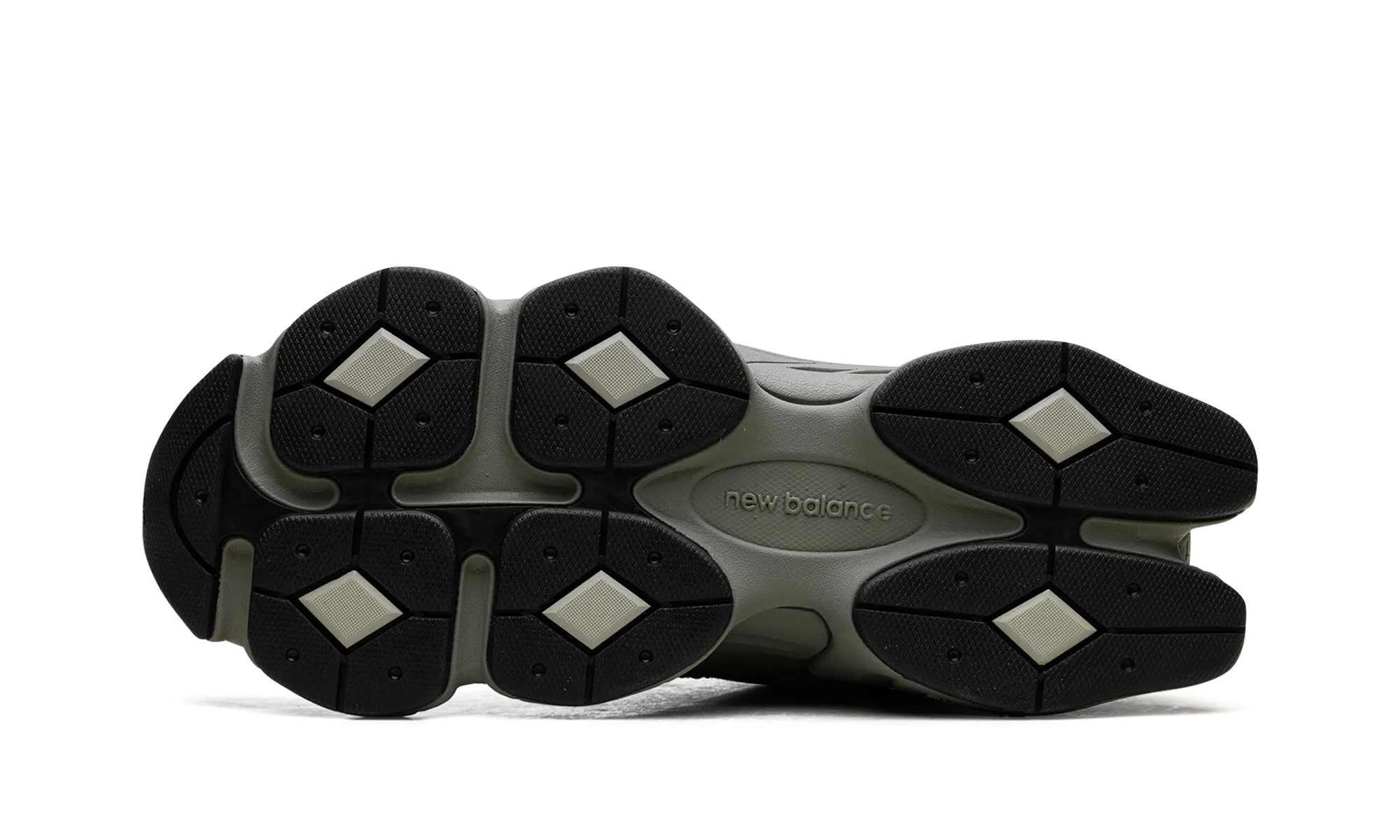 9060 "Dark Olivine" Step Lightly Flower Hike