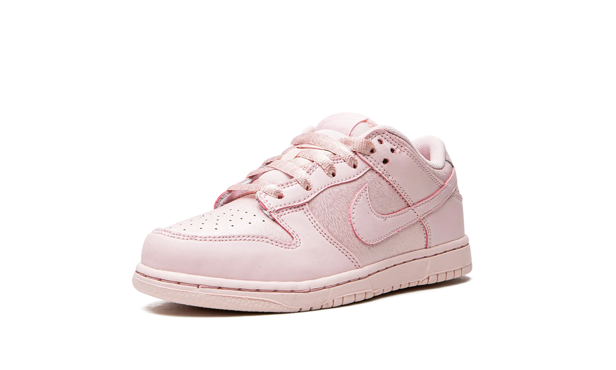 Walk in Style Dunk Low PS "Prism Pink"