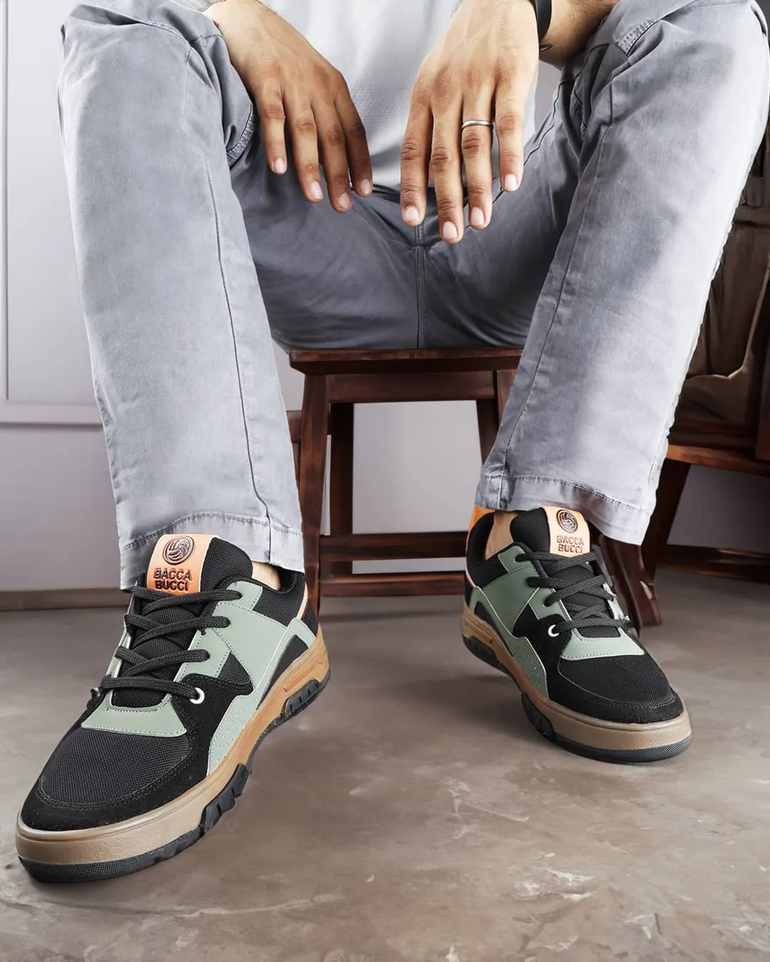 Bacca Bucci Groove Low Top Sneakers Memory Foam Airport Travel