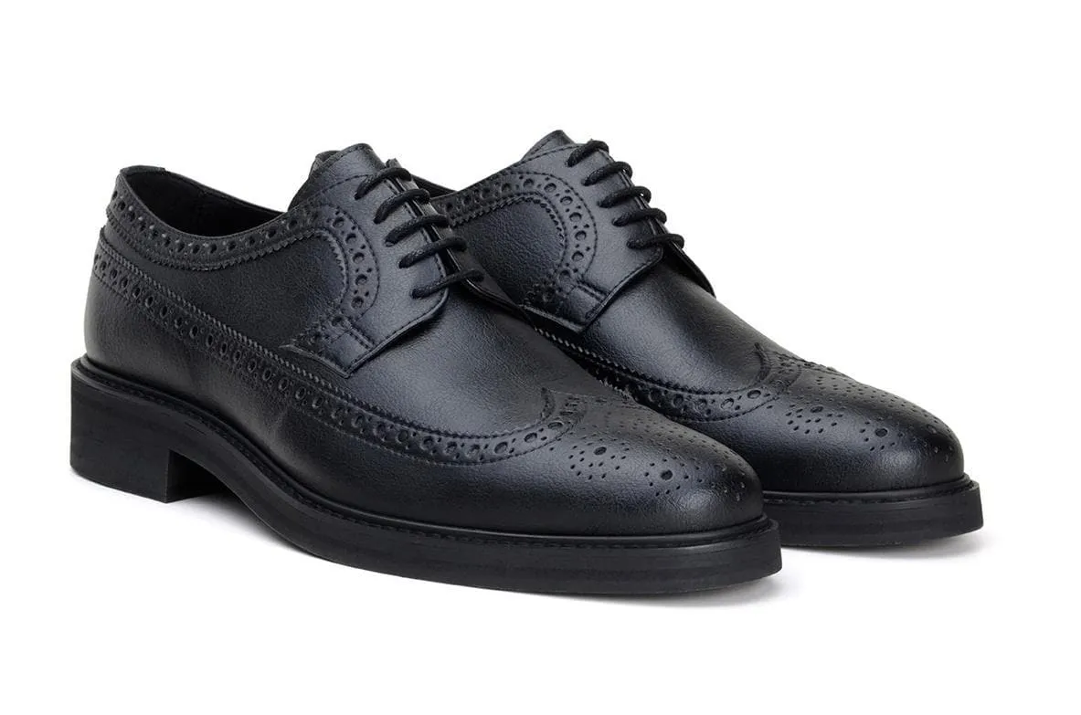 Cross Road Padded 'Longwing' classic brogue in high-quality vegan leather by Brave Gentleman - black
