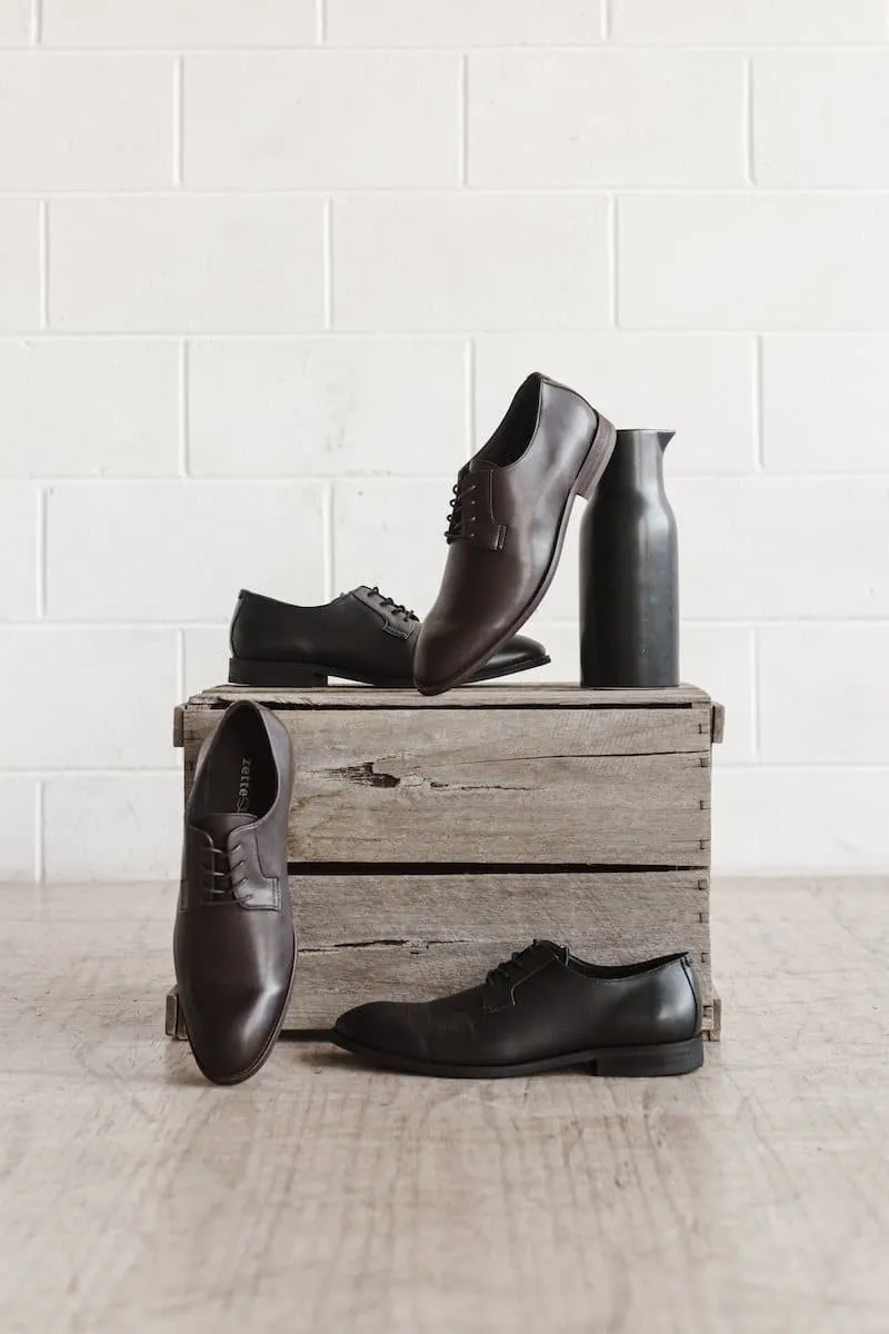 Quick Fit 'Gideon' classic vegan derby round toe by Zette Shoes - black