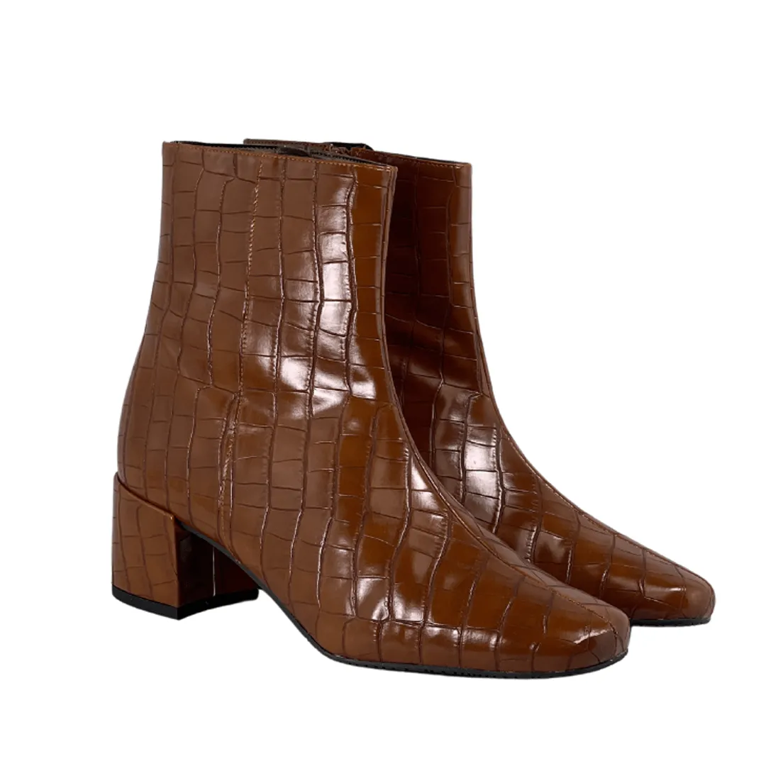 'Jacqui' vegan ankle boot by Zette Shoes - brown croc Versatile