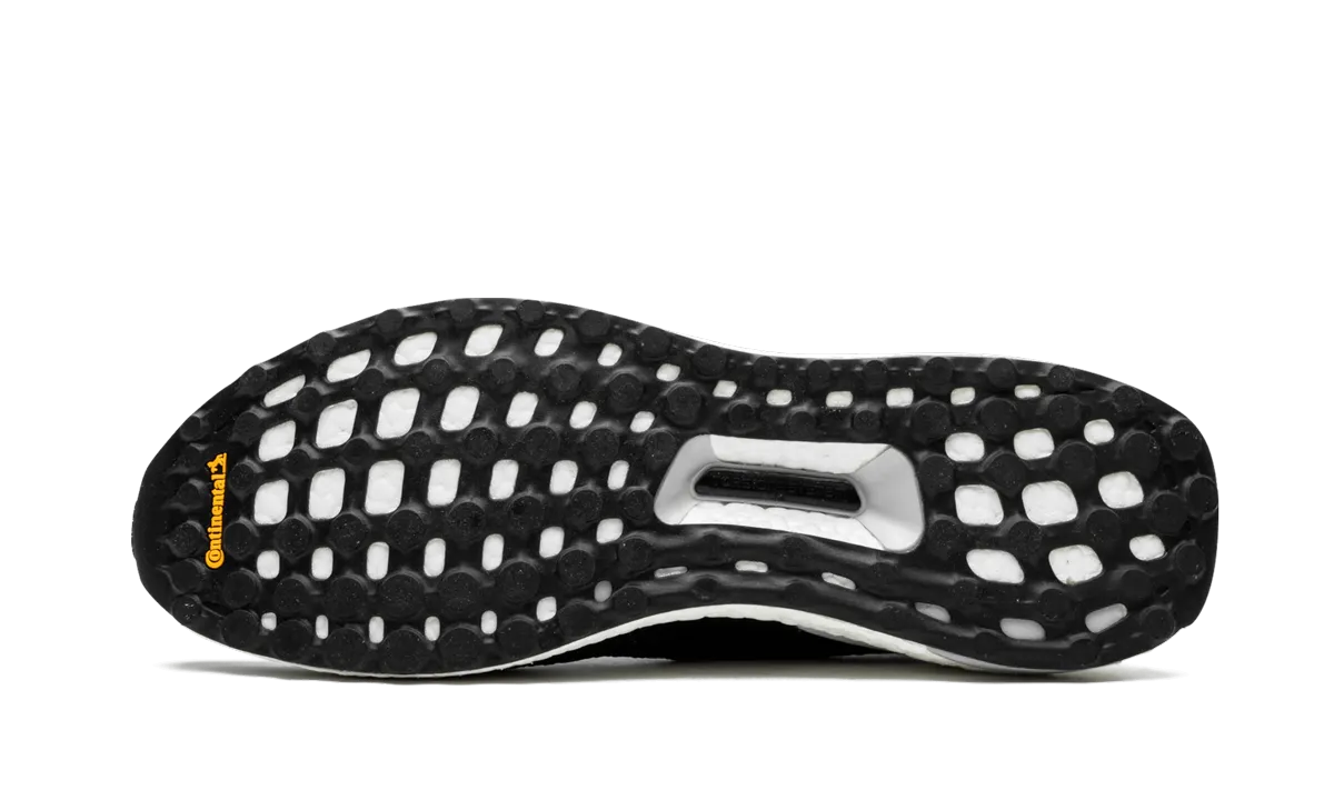 Breath Flow Ace 16  Ultraboost