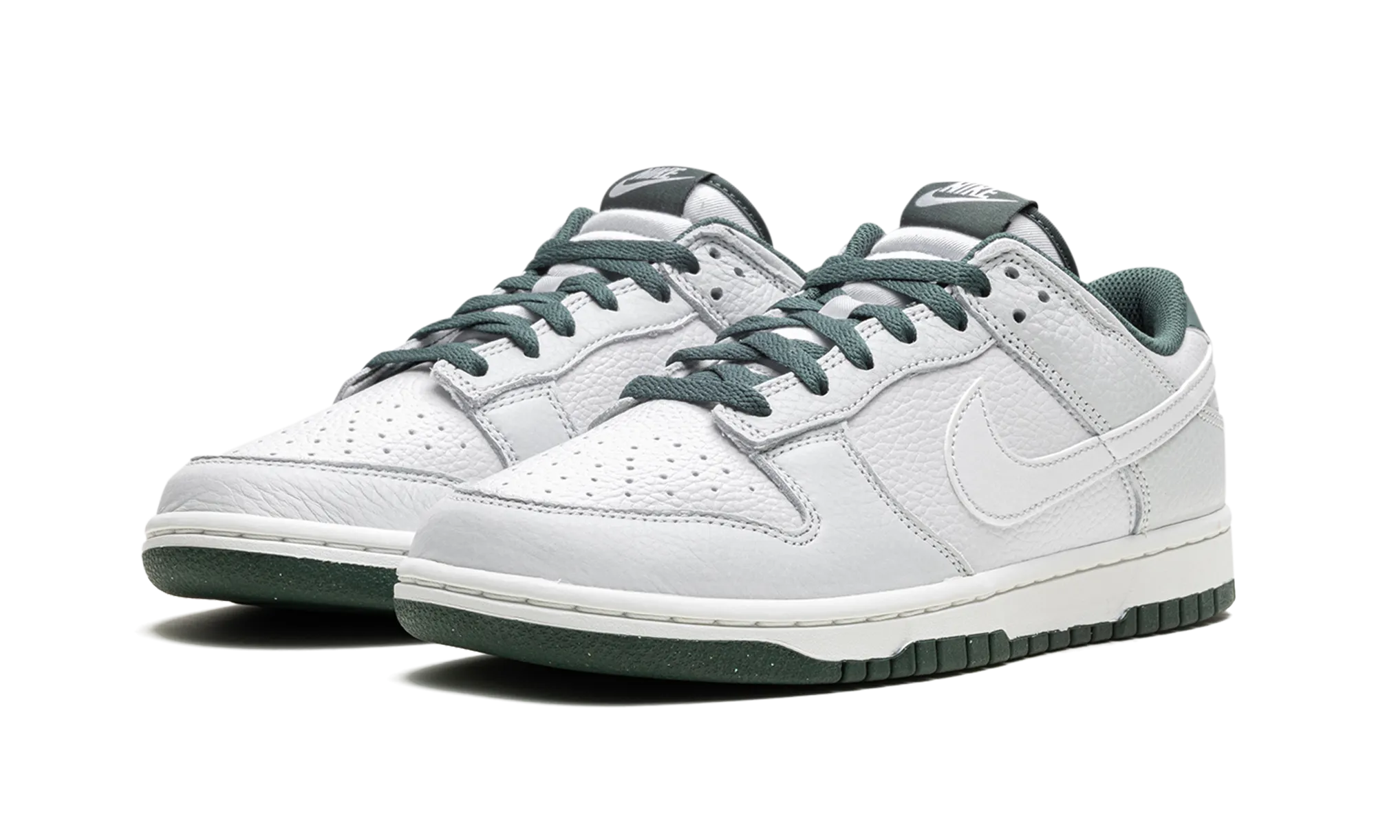 NIKE DUNK LOW "VINTAGE GREEN" Wearable Style