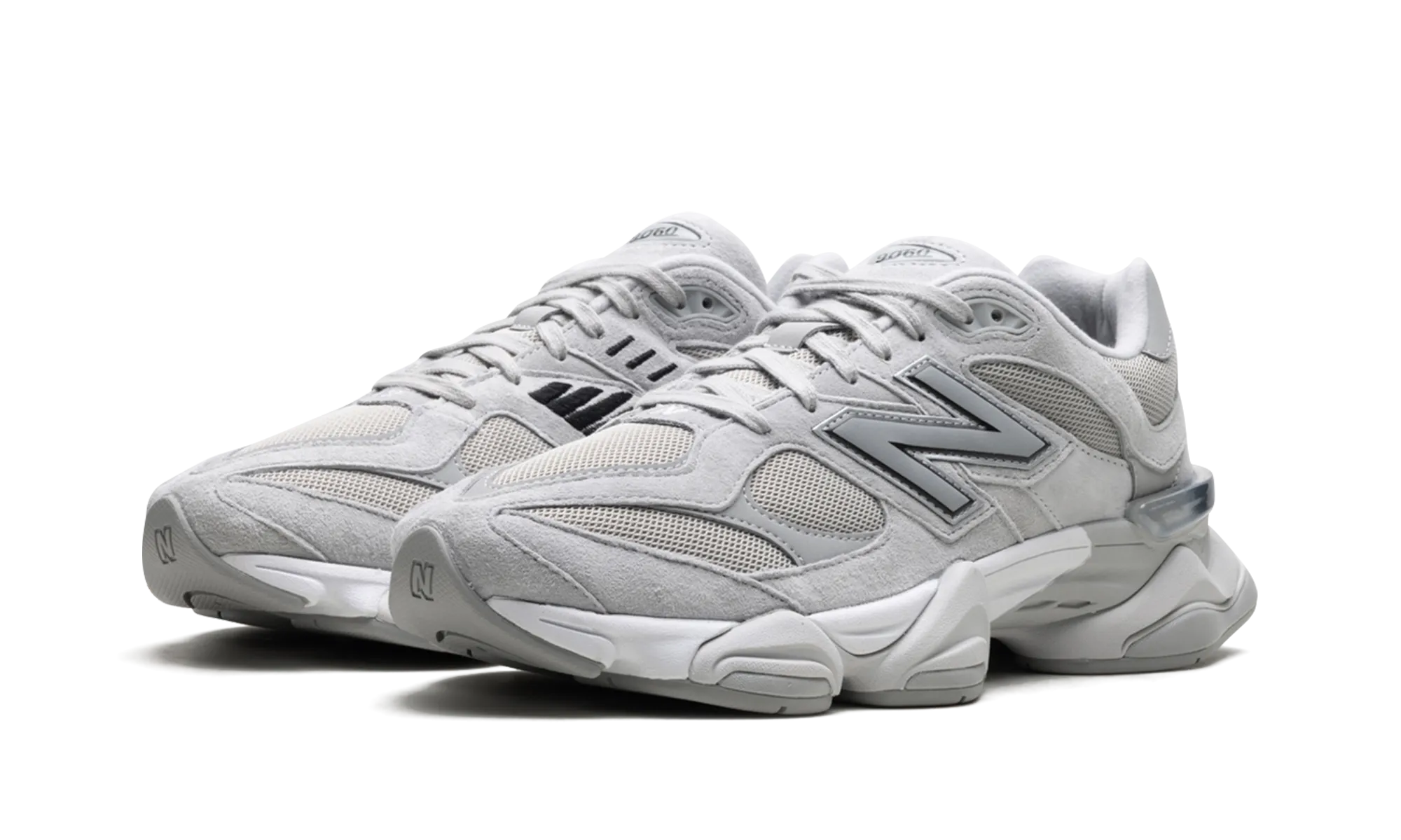 Easy Hike 9060 "Silver Metallic Grey"